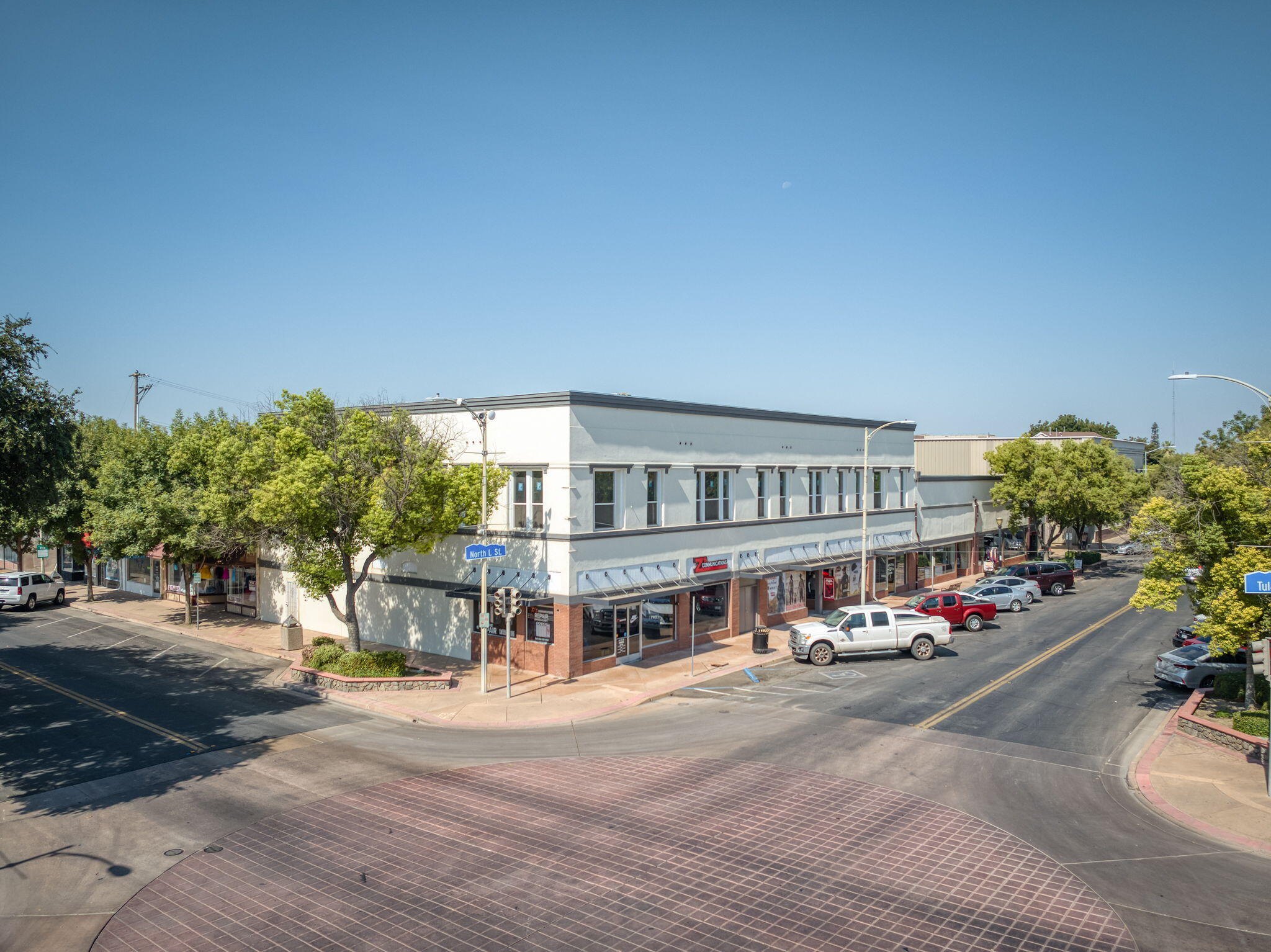 101 N L St, Dinuba, CA 93618