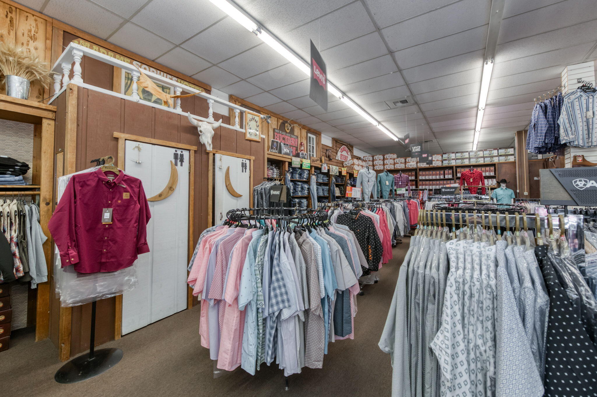 101 N L St, Dinuba, CA 93618