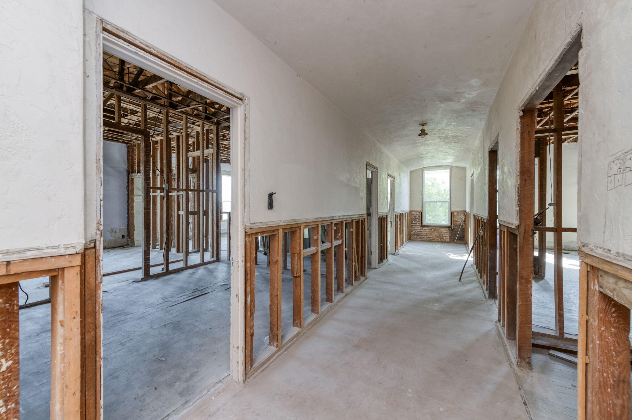 101 N L St, Dinuba, CA 93618