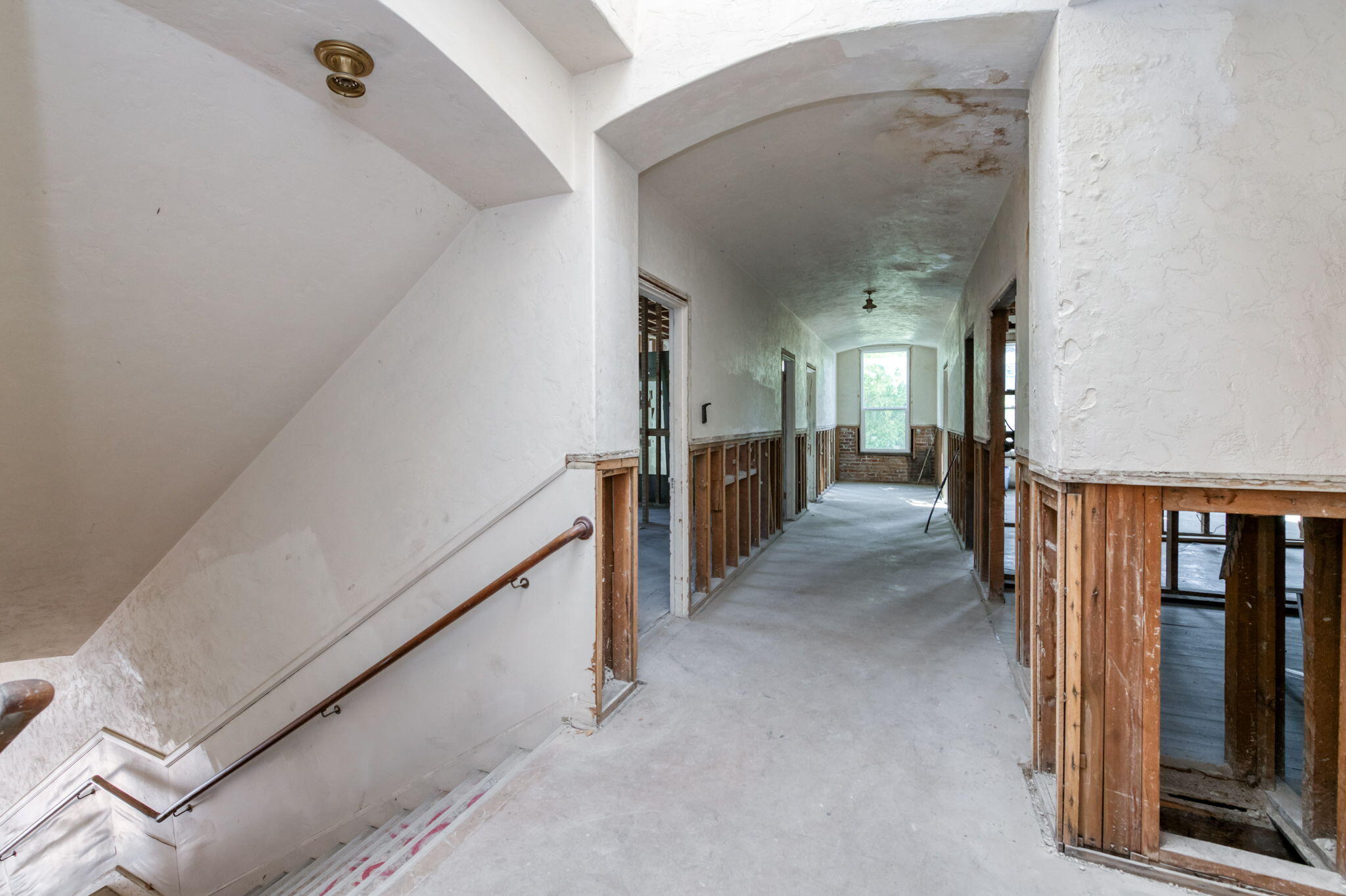 101 N L St, Dinuba, CA 93618