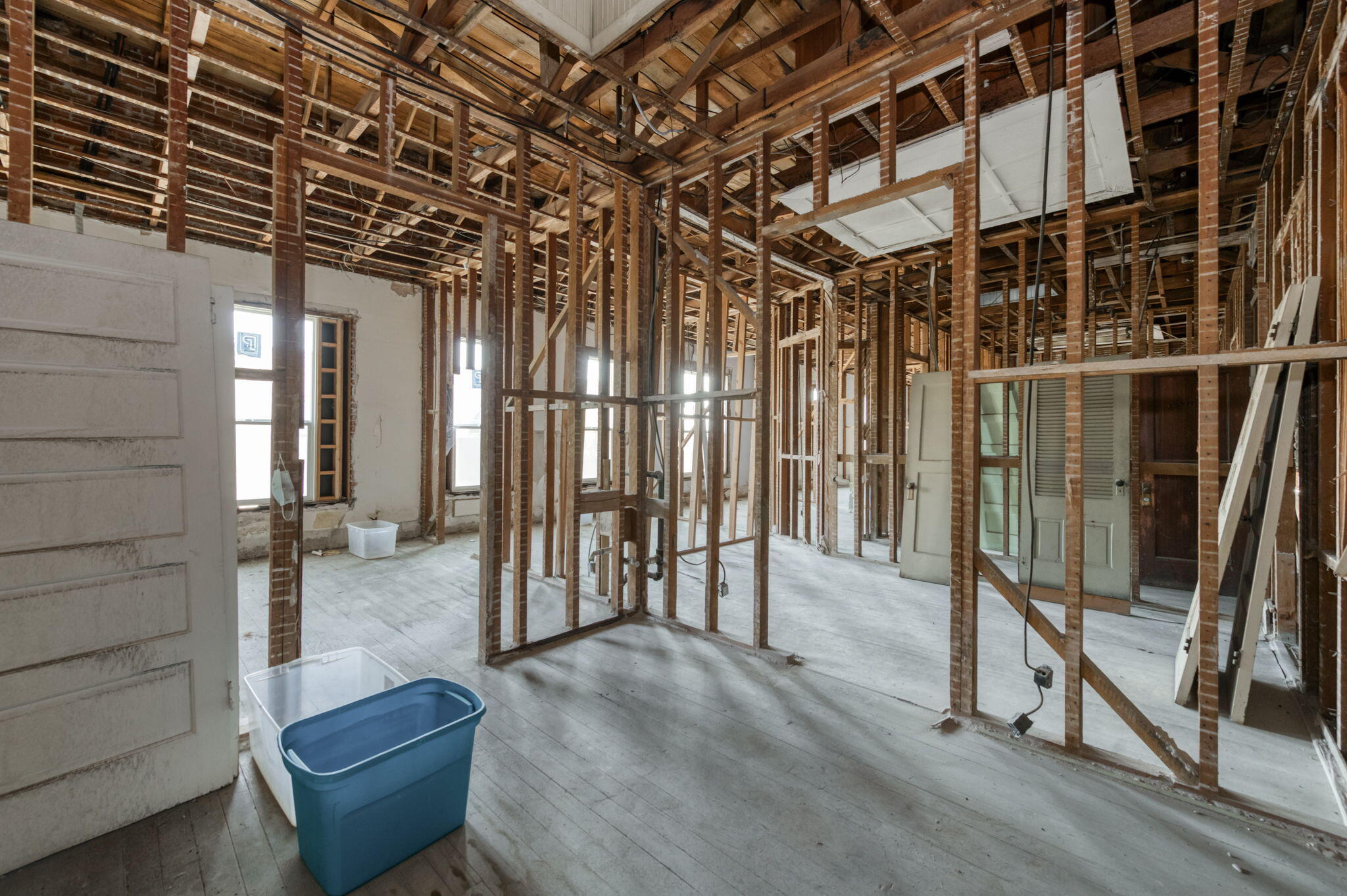 101 N L St, Dinuba, CA 93618