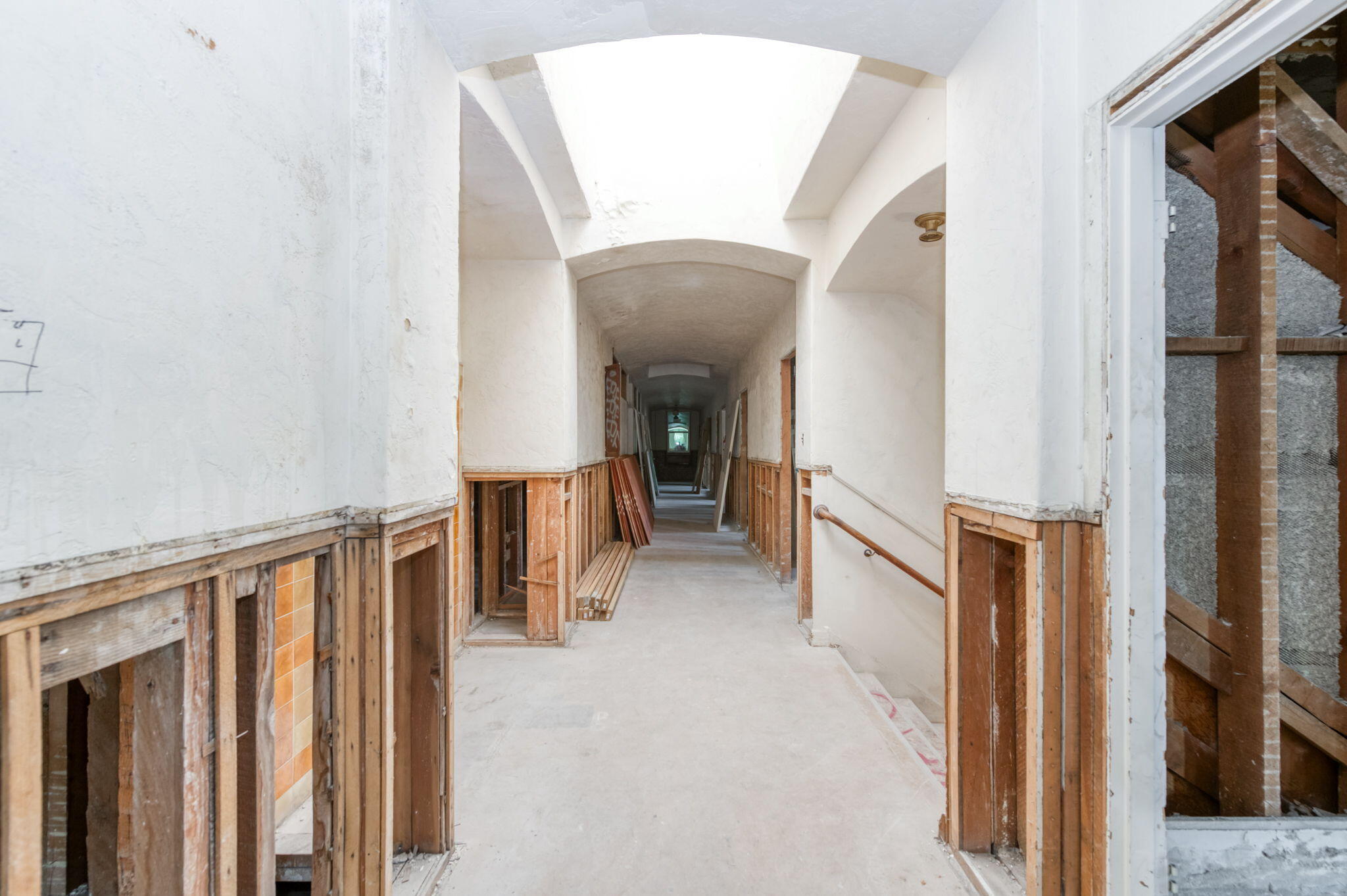 101 N L St, Dinuba, CA 93618