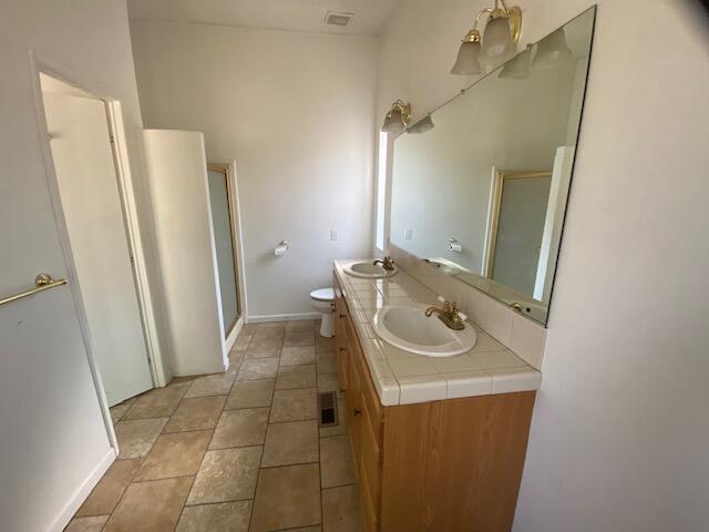 42124 South Fork Dr, Three Rivers, CA 93271