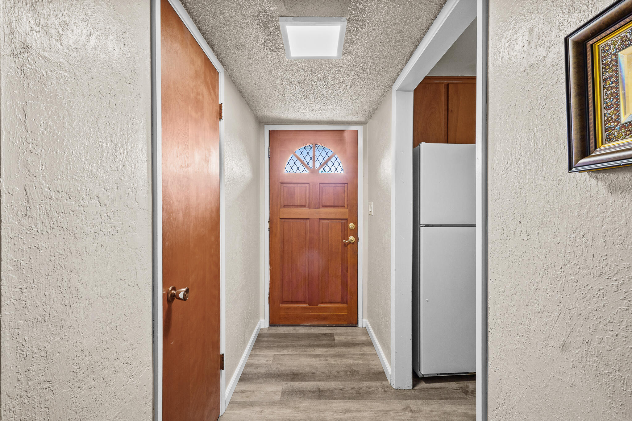 1127 S Whitney, Visalia, CA 93277