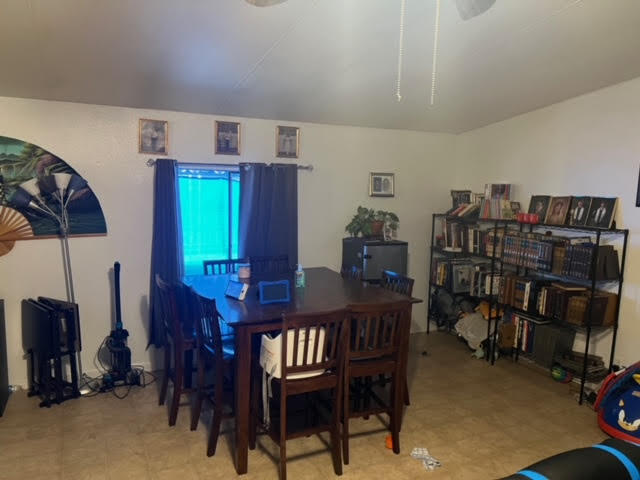 900 E Rankin Rd #5, Tulare, CA 93274