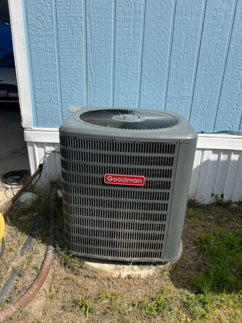 900 E Rankin Rd #5, Tulare, CA 93274