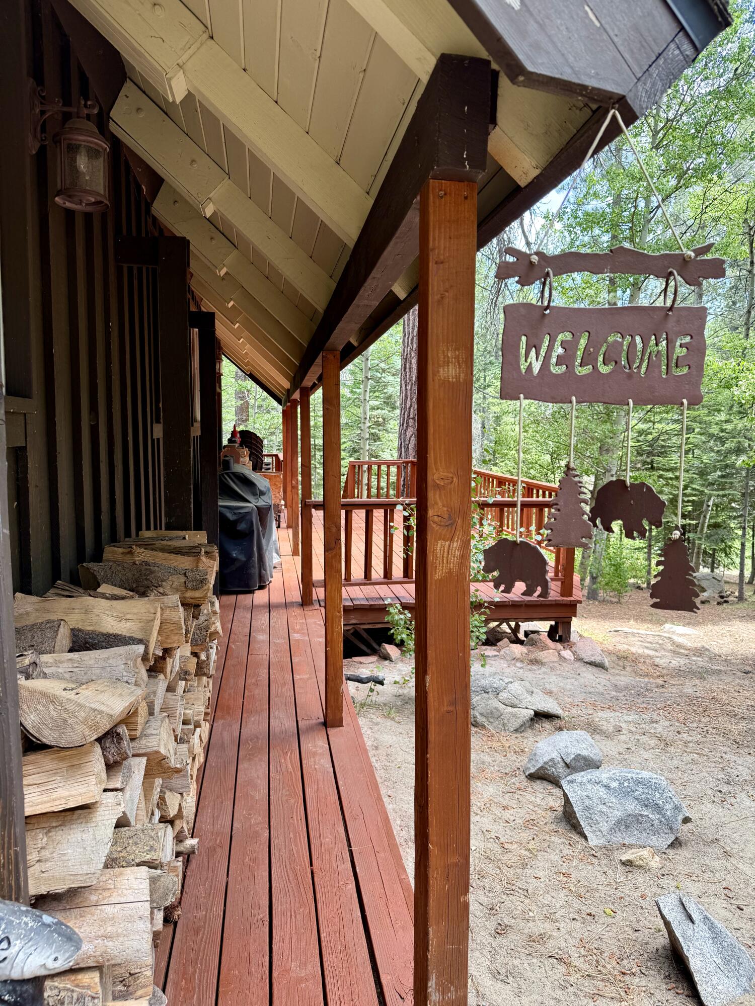 57187 Tamarack Dr, Springville, CA 93265