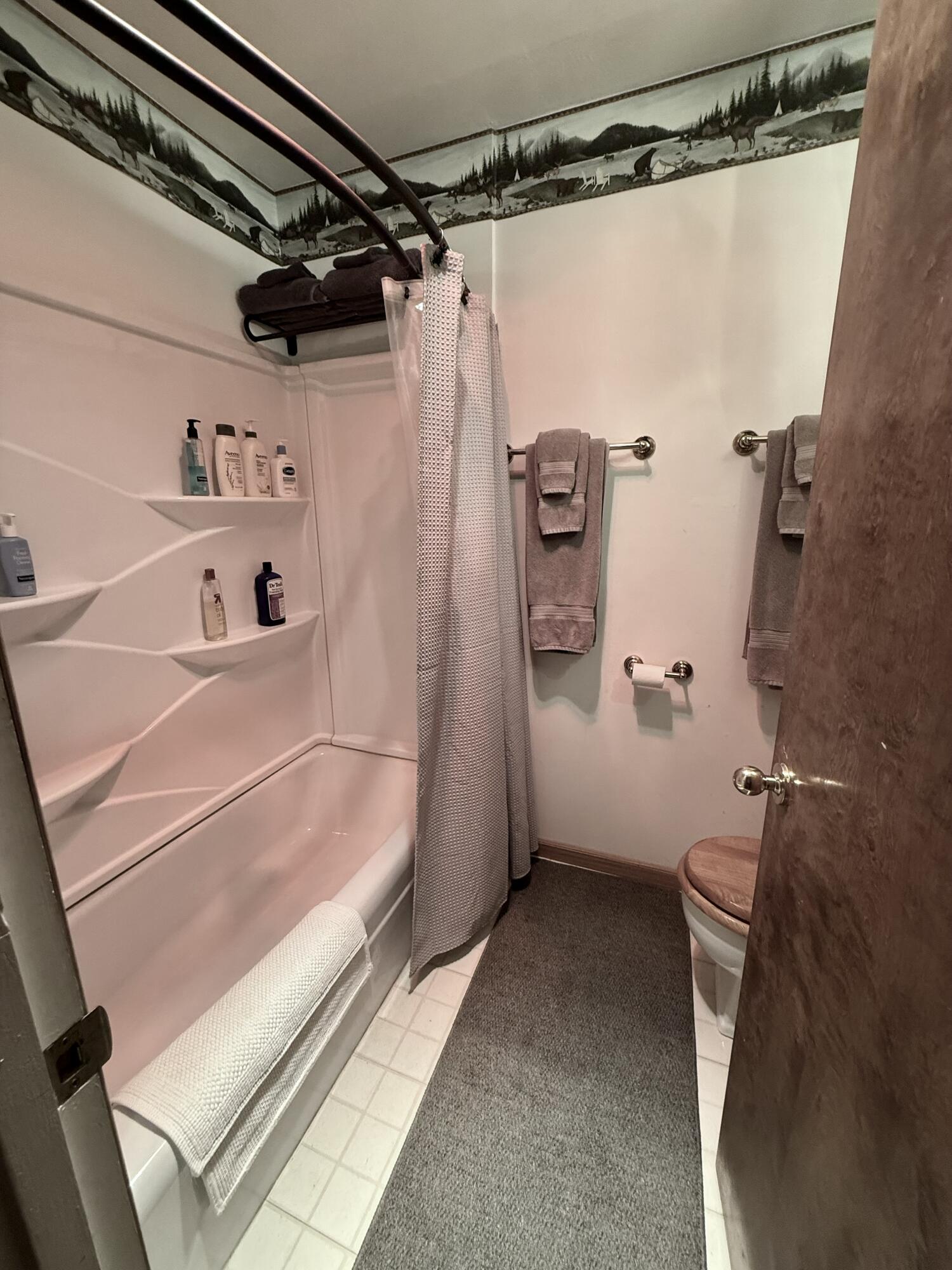 57187 Tamarack Dr, Springville, CA 93265