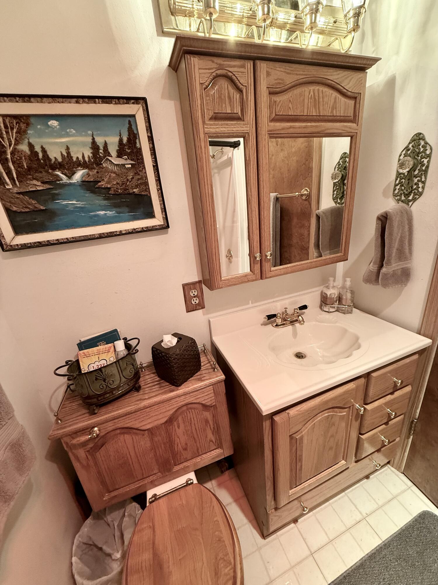 57187 Tamarack Dr, Springville, CA 93265