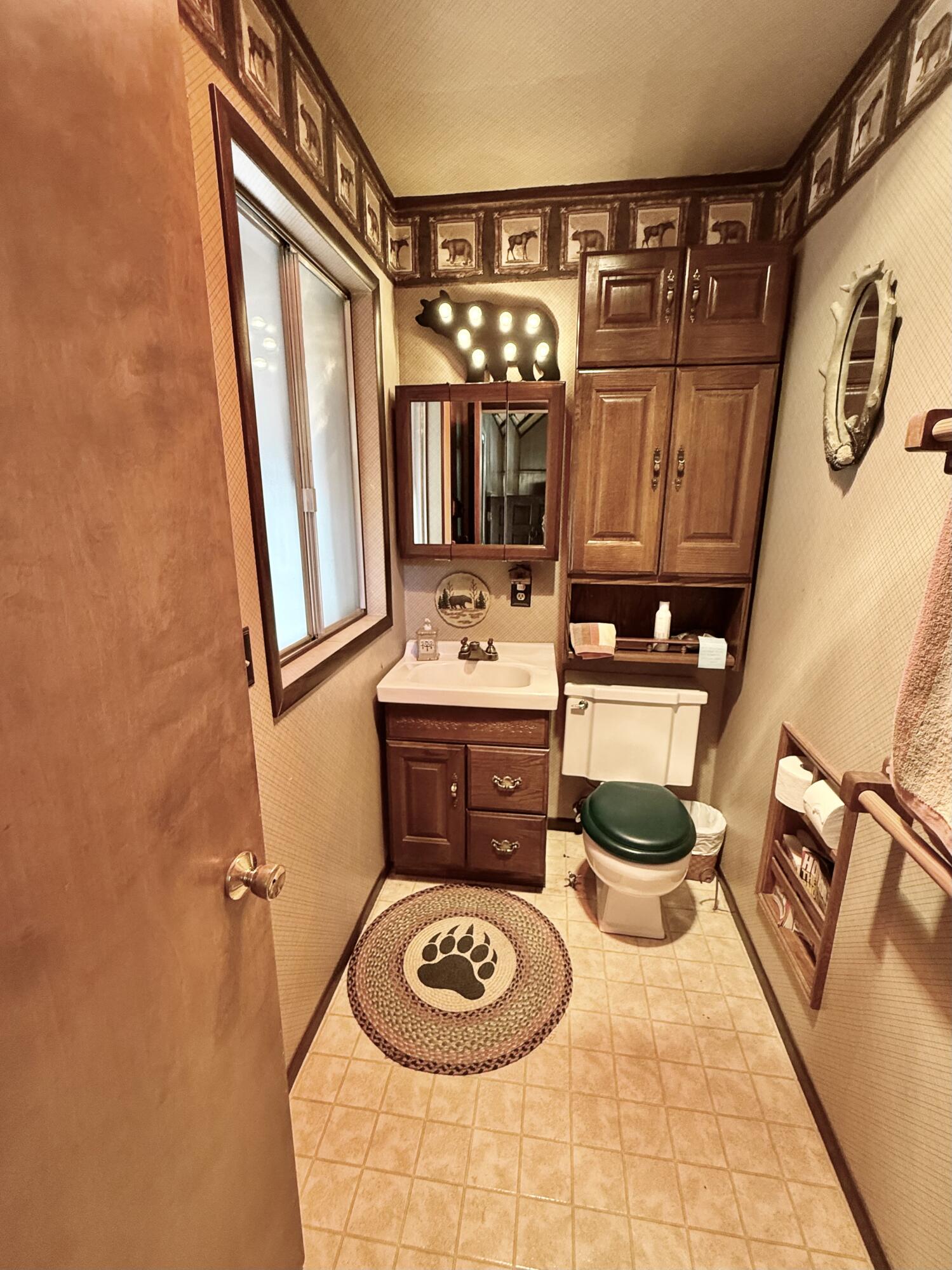 57187 Tamarack Dr, Springville, CA 93265