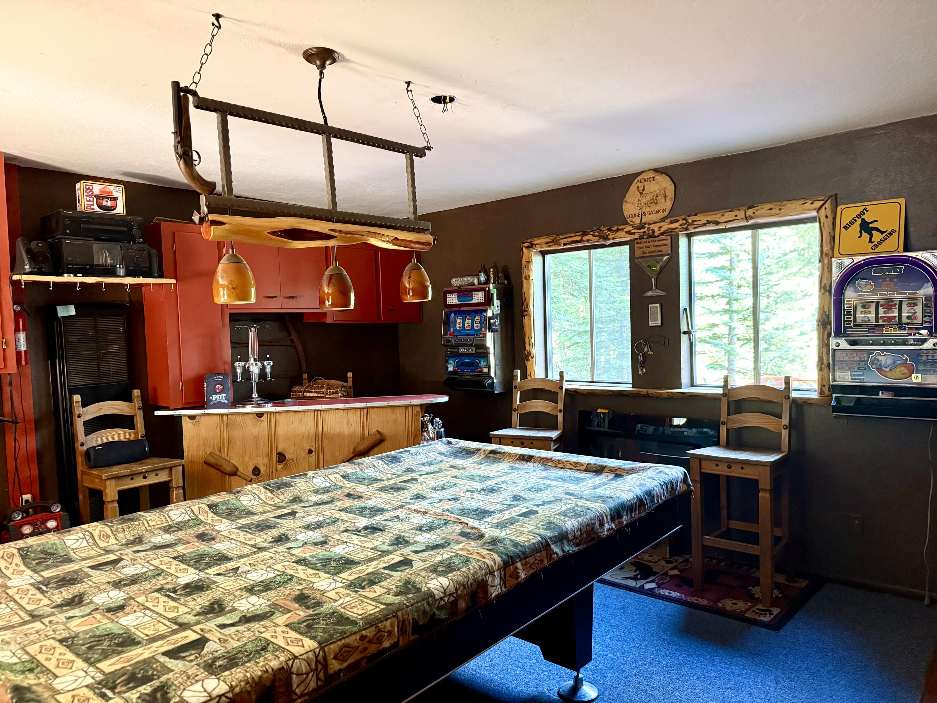 57187 Tamarack Dr, Springville, CA 93265