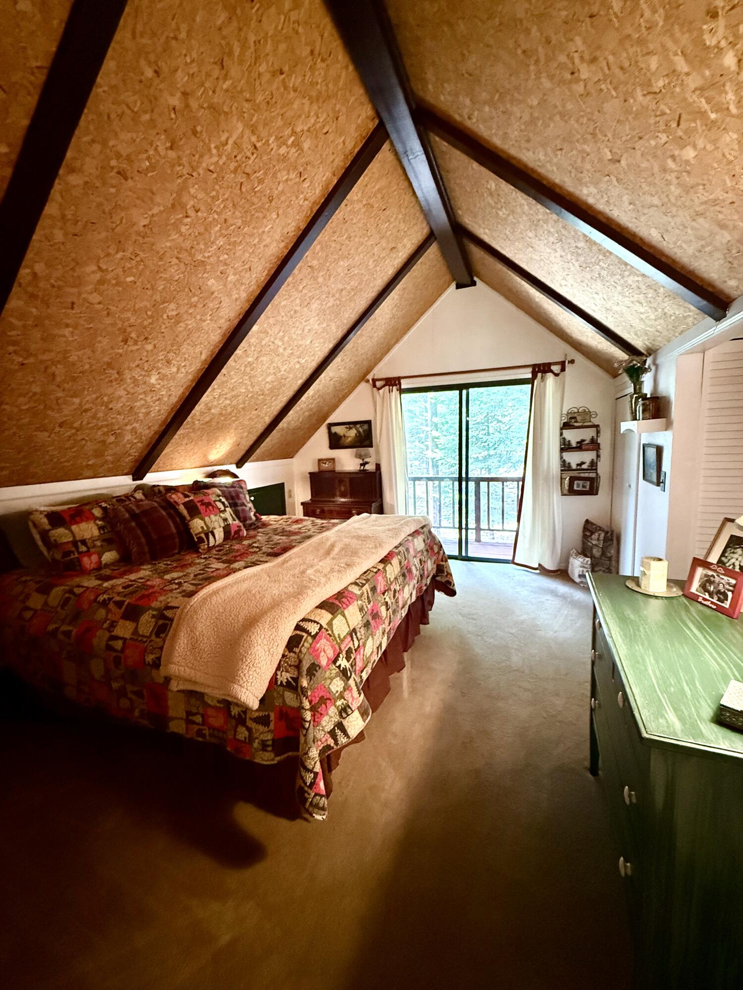 57187 Tamarack Dr, Springville, CA 93265