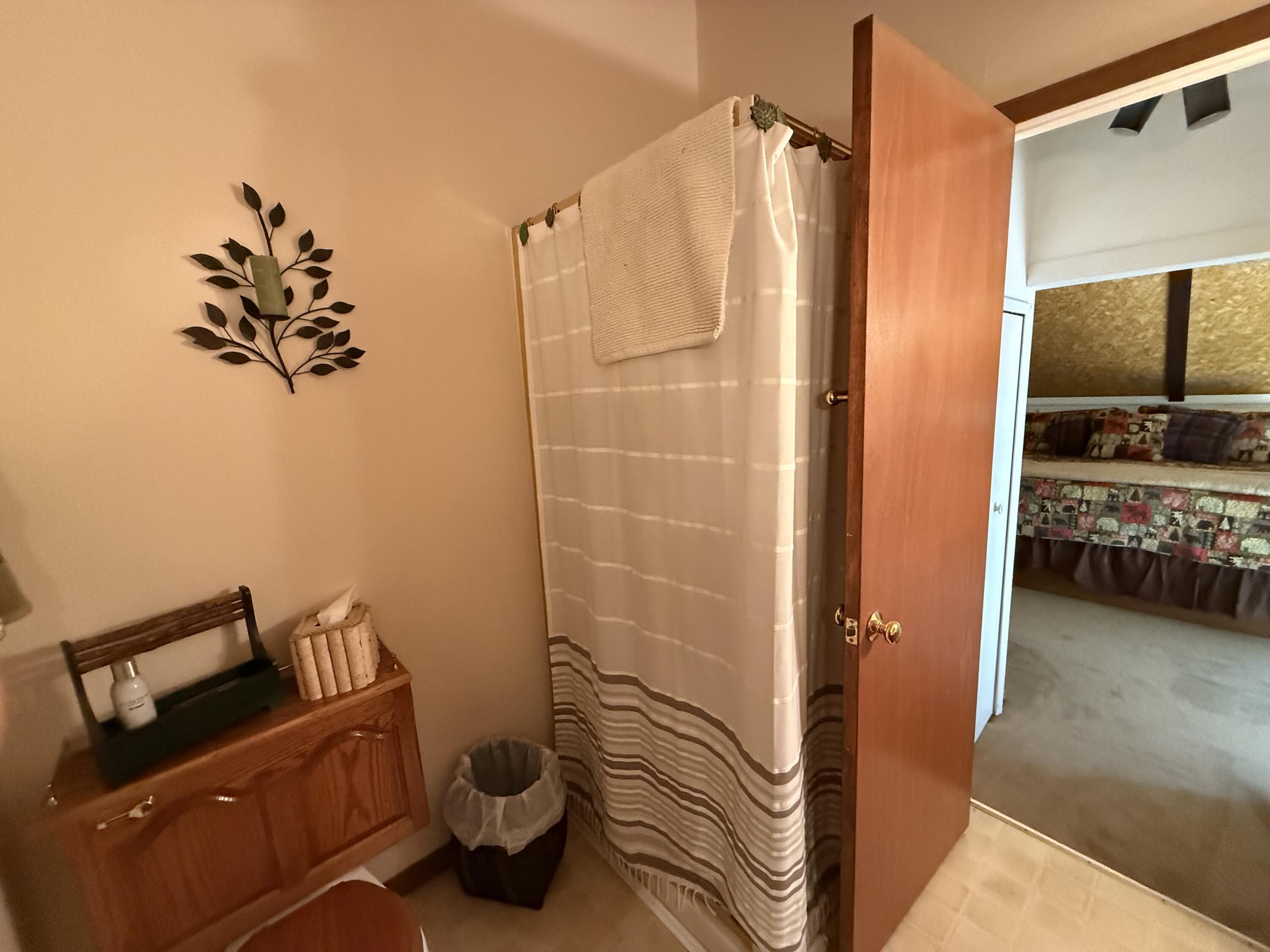 57187 Tamarack Dr, Springville, CA 93265