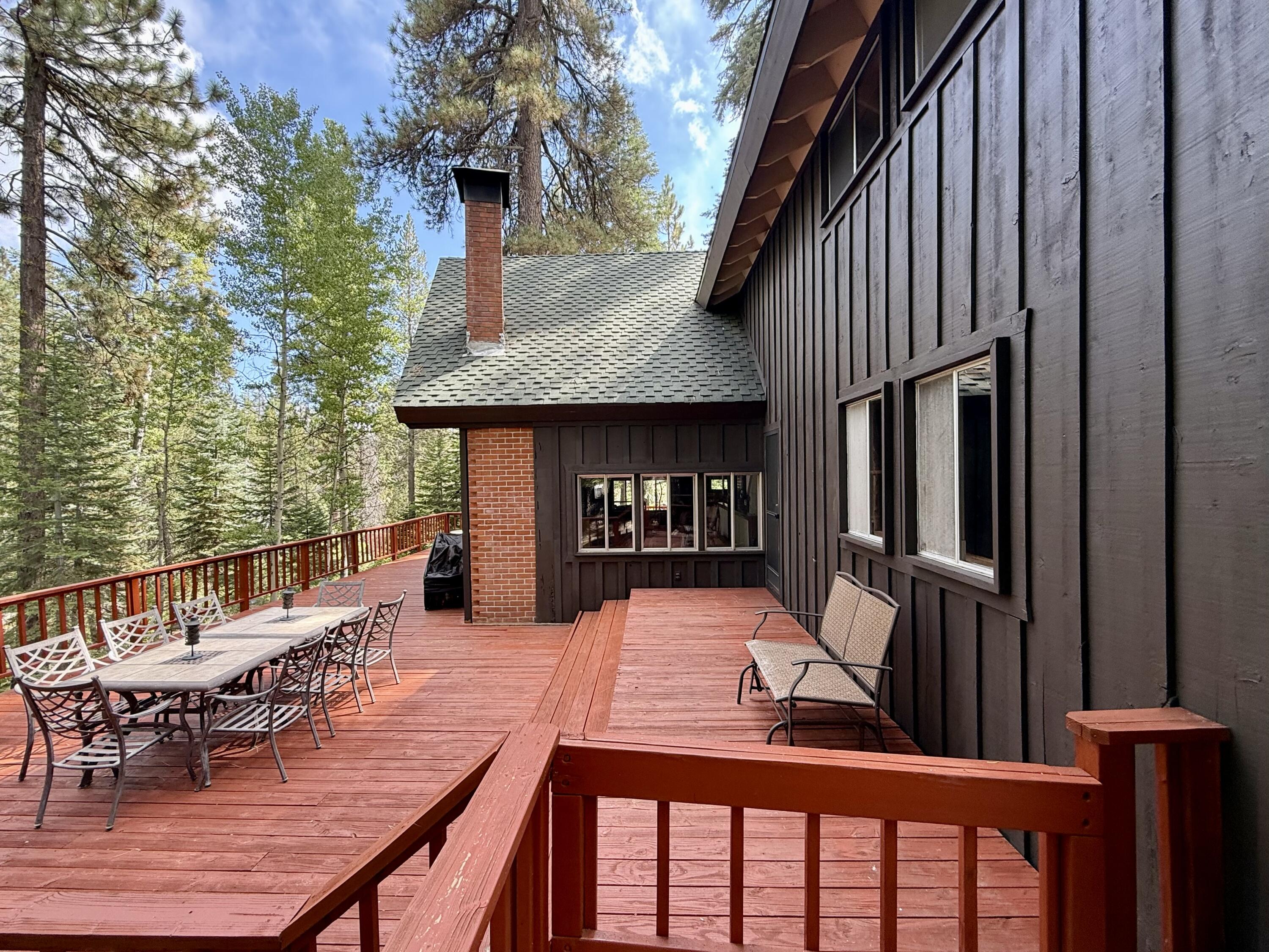 57187 Tamarack Dr, Springville, CA 93265