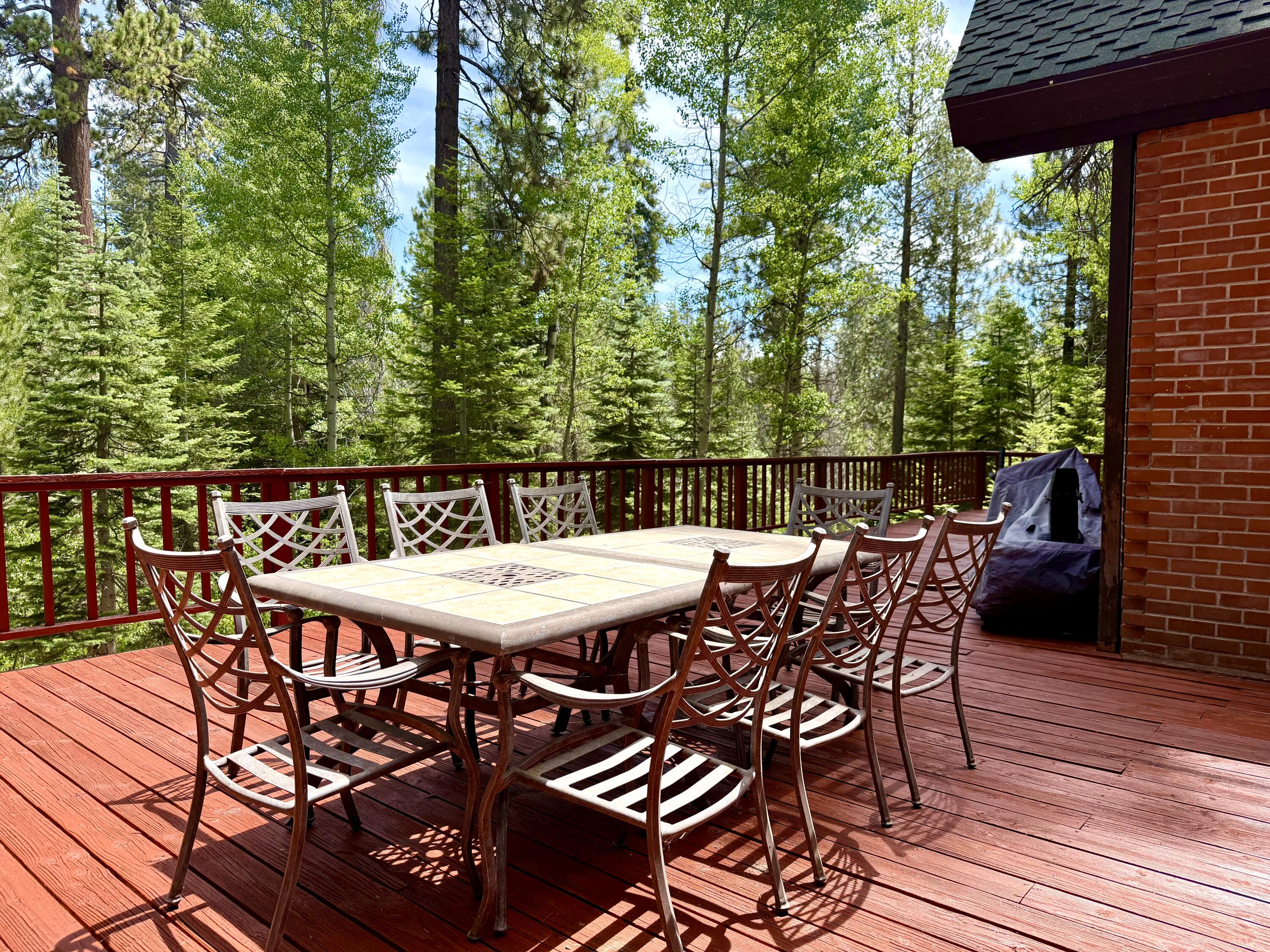 57187 Tamarack Dr, Springville, CA 93265