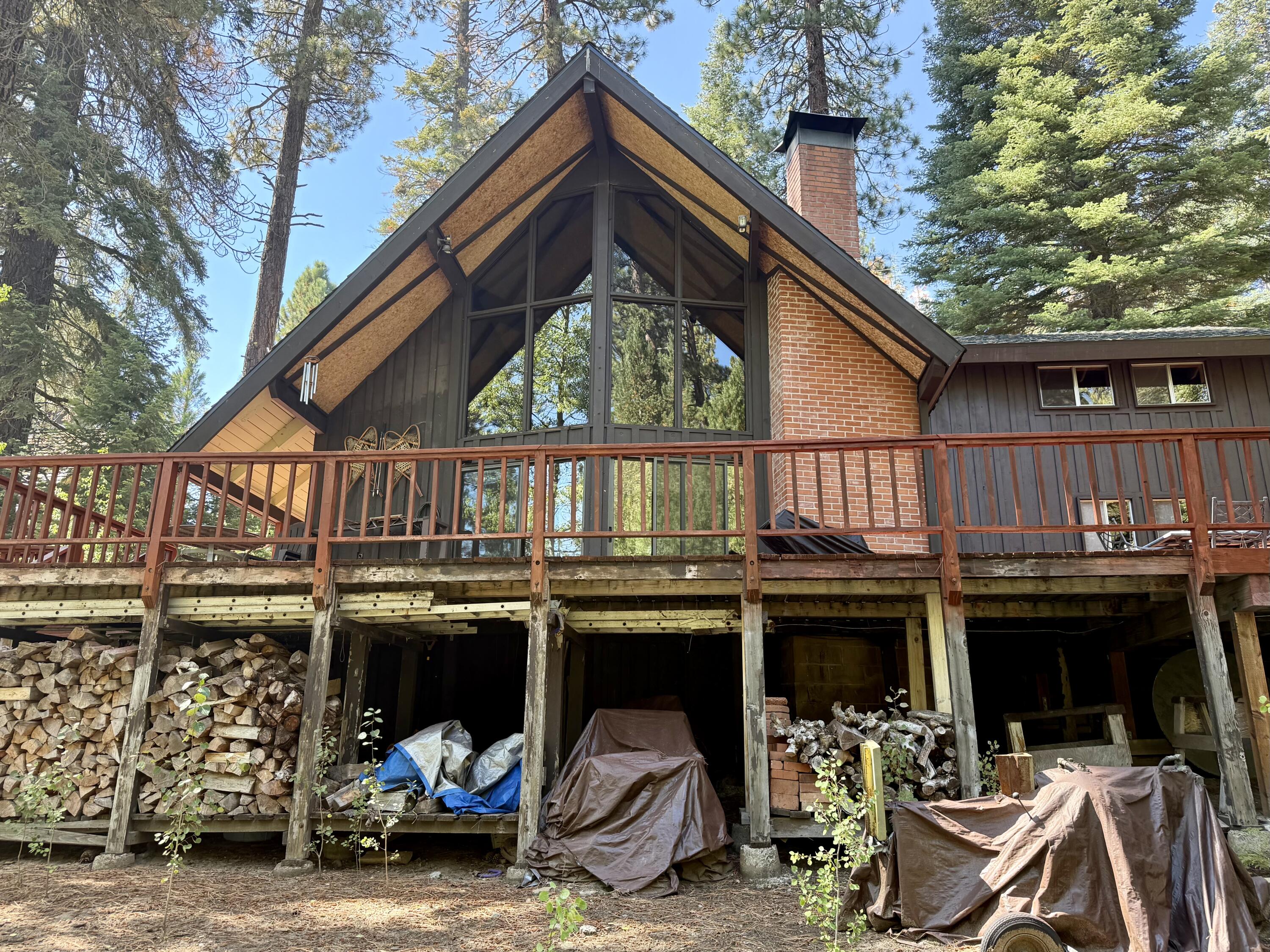 57187 Tamarack Dr, Springville, CA 93265