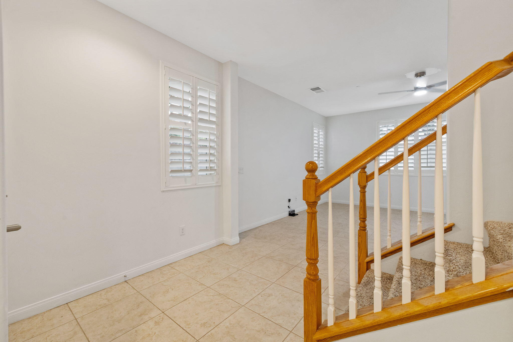 8214 Prentice Hall Dr, Bakersfield, CA 93311