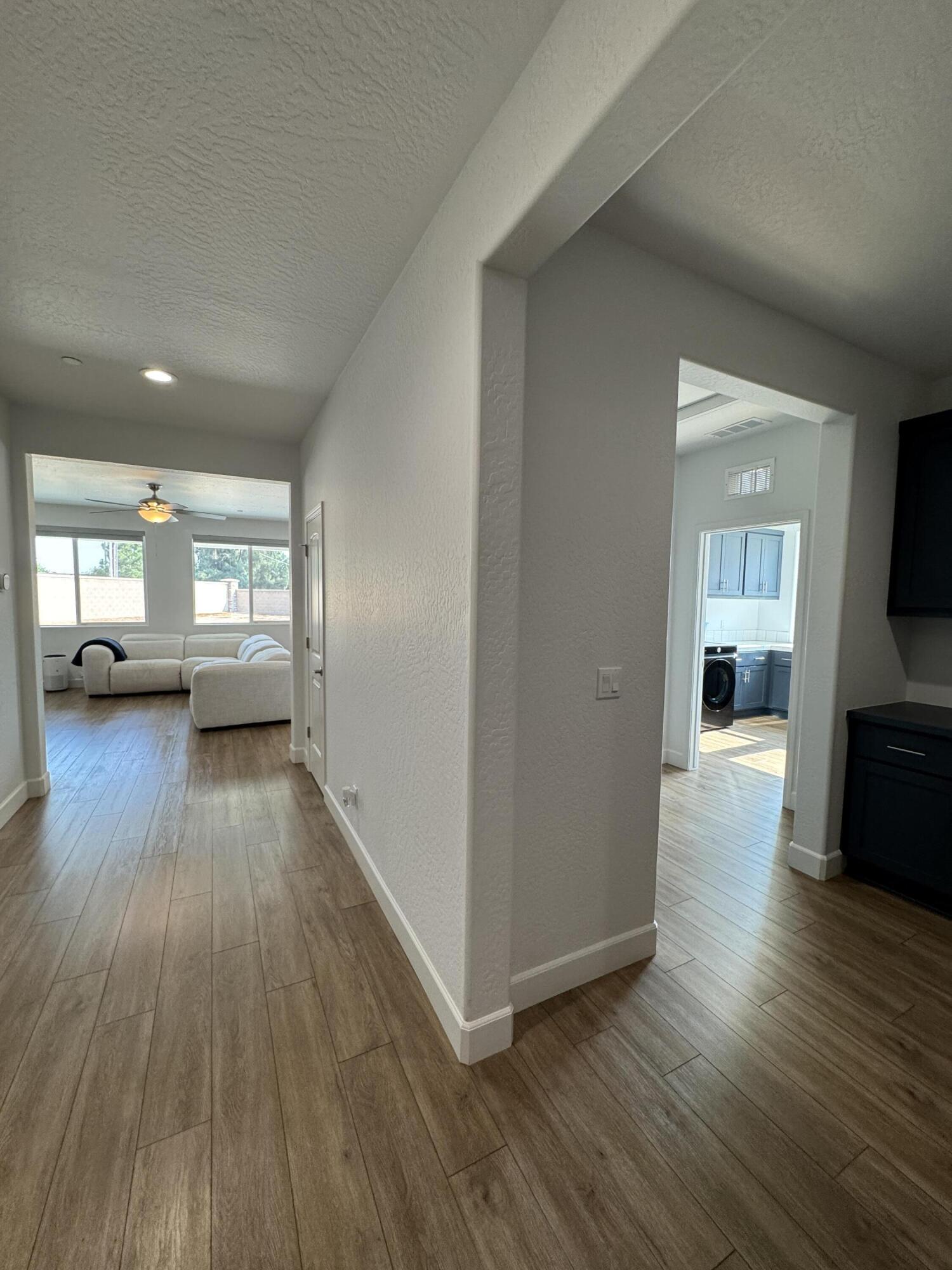 176 N Ocean Ct, Tulare, CA 93274