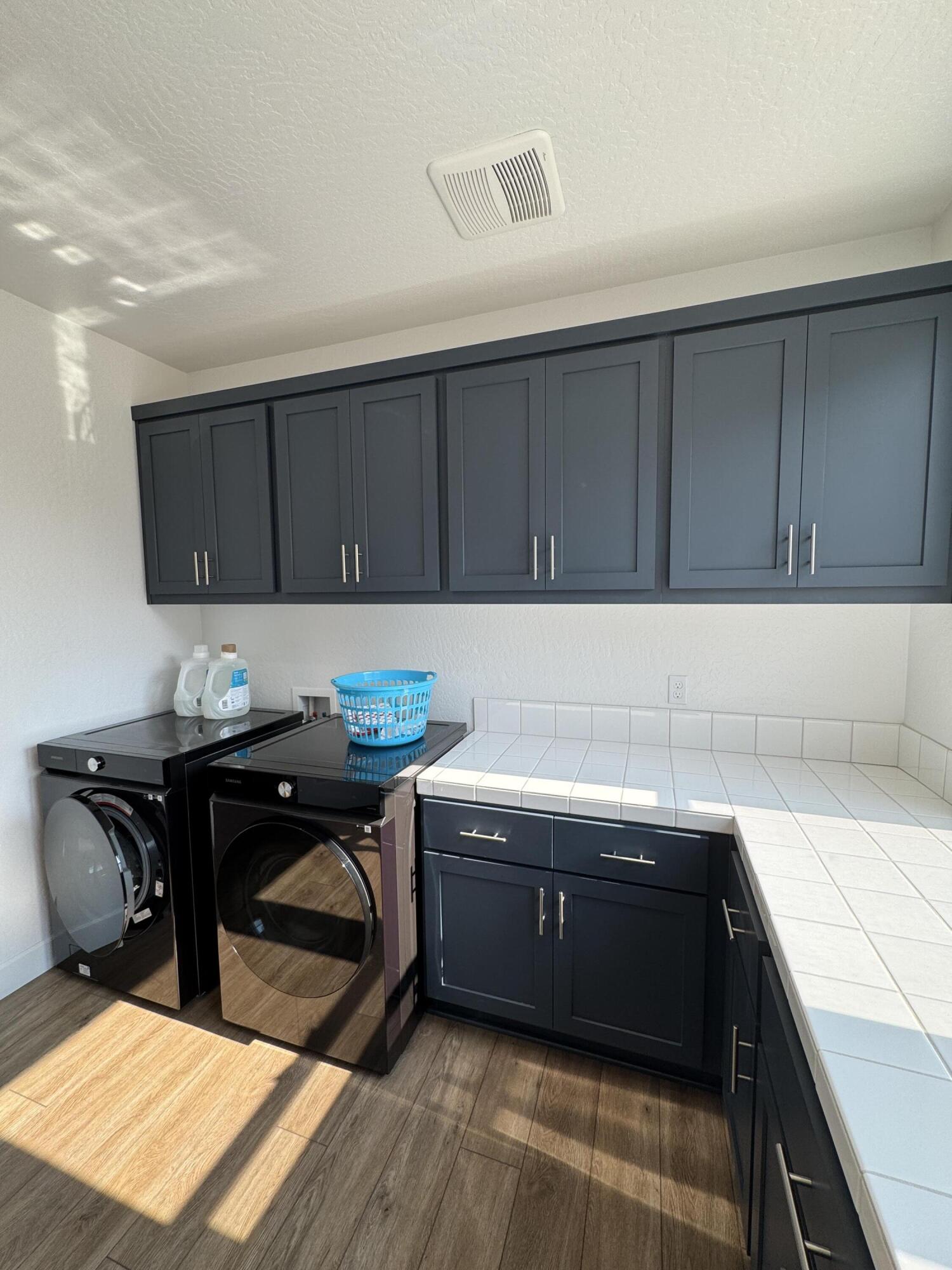 176 N Ocean Ct, Tulare, CA 93274