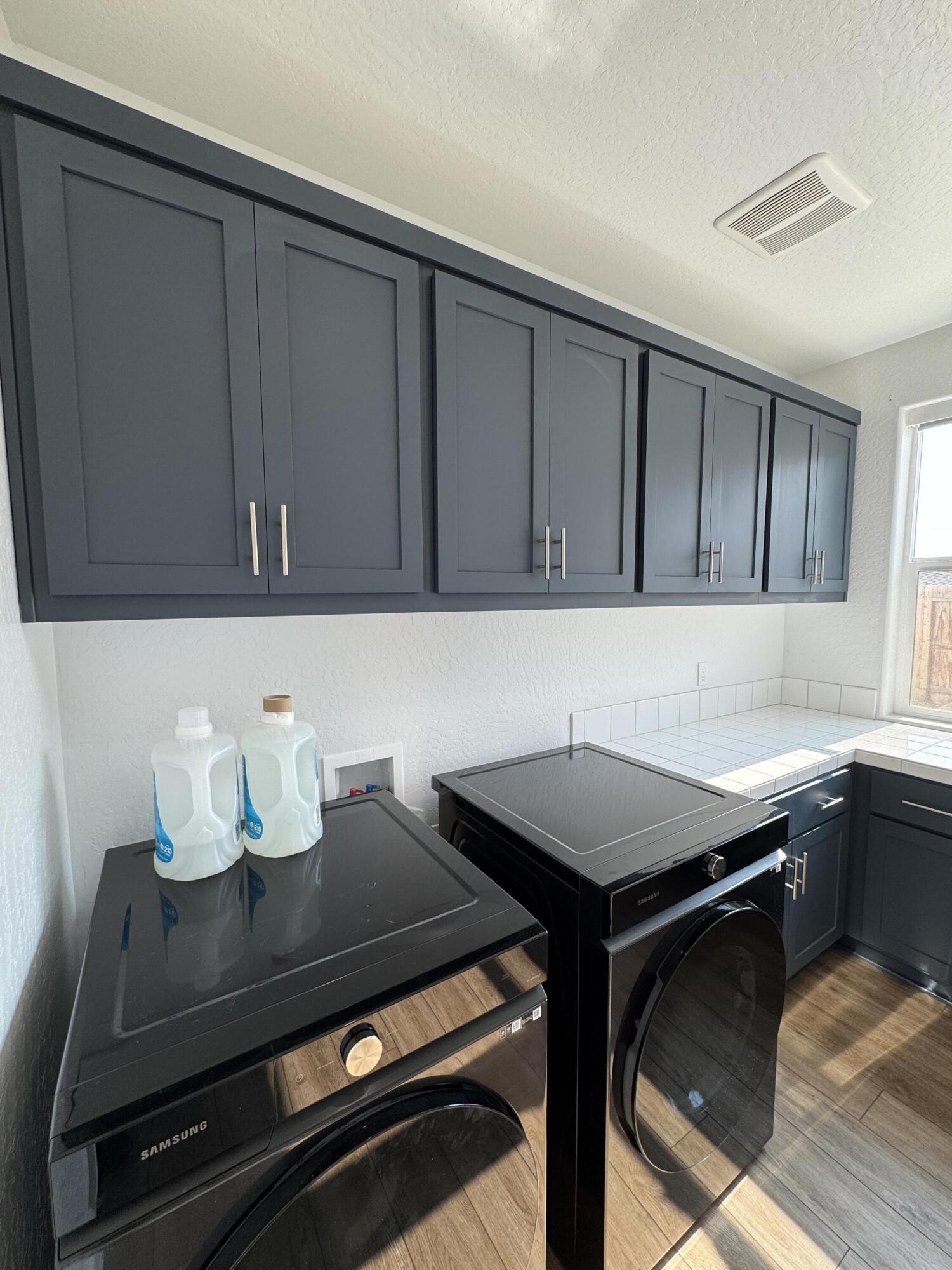 176 N Ocean Ct, Tulare, CA 93274