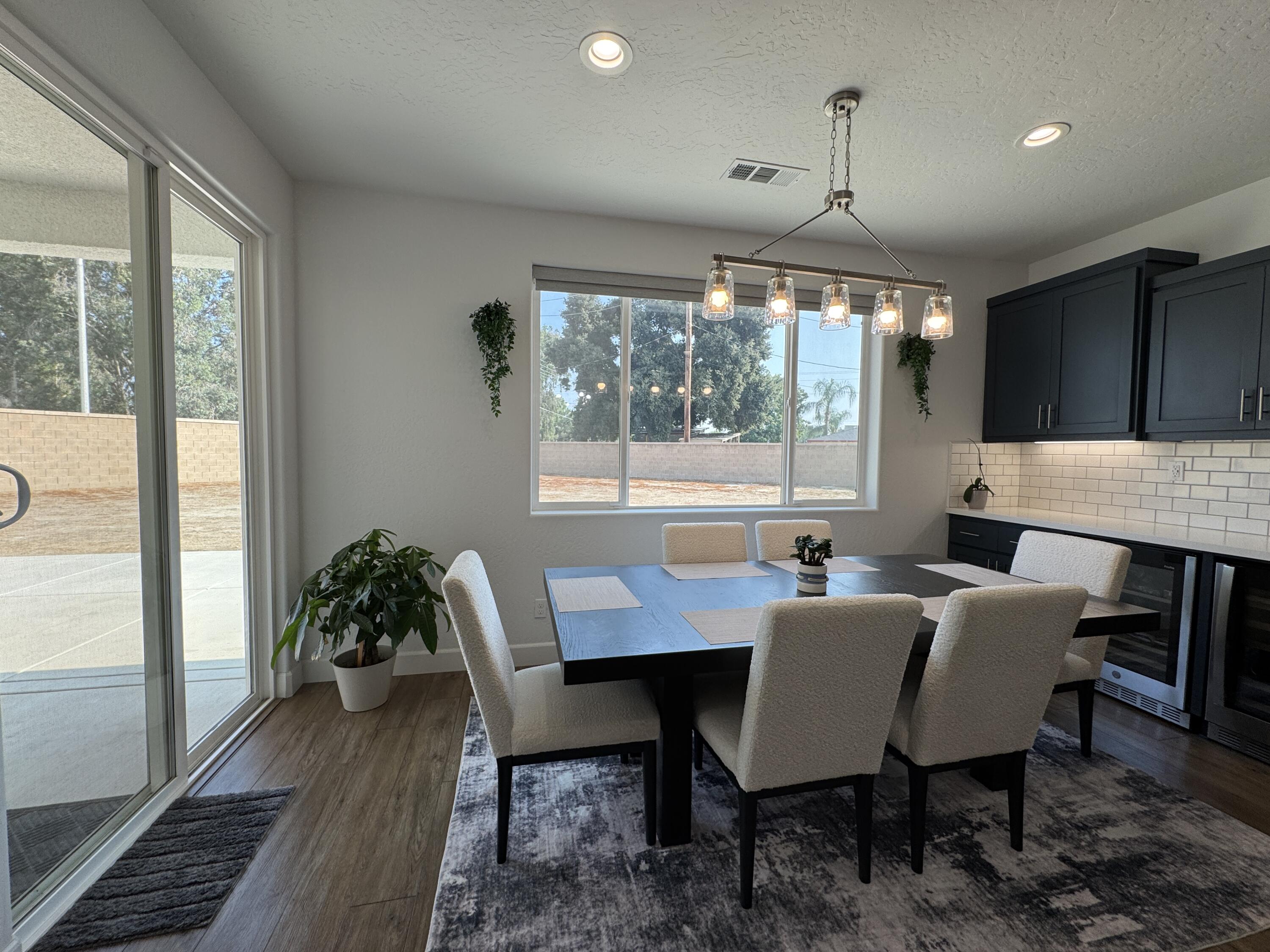 176 N Ocean Ct, Tulare, CA 93274