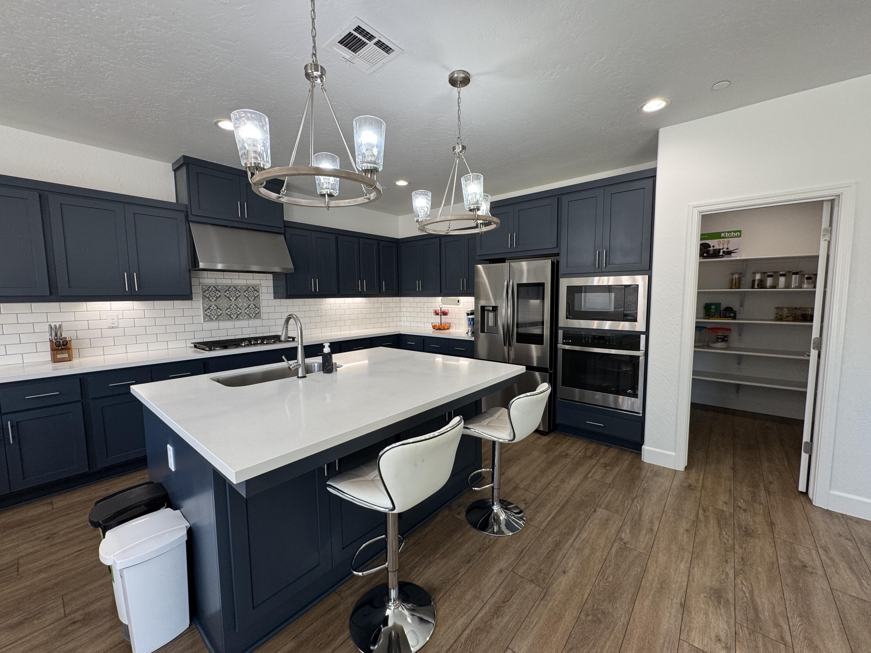 176 N Ocean Ct, Tulare, CA 93274