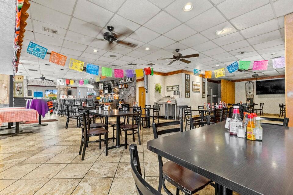 200 N J St, Tulare, CA 93274