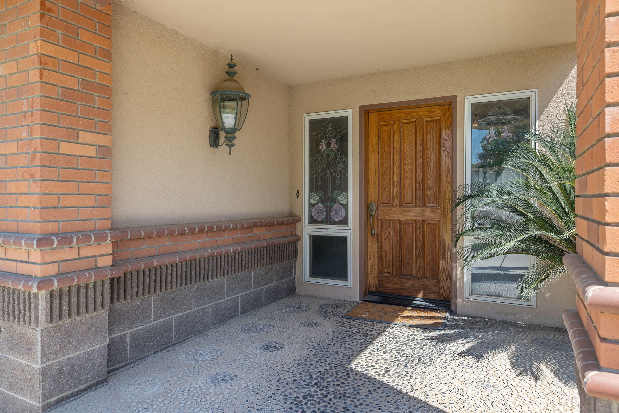 315 Valley View Dr, Exeter, CA 93221