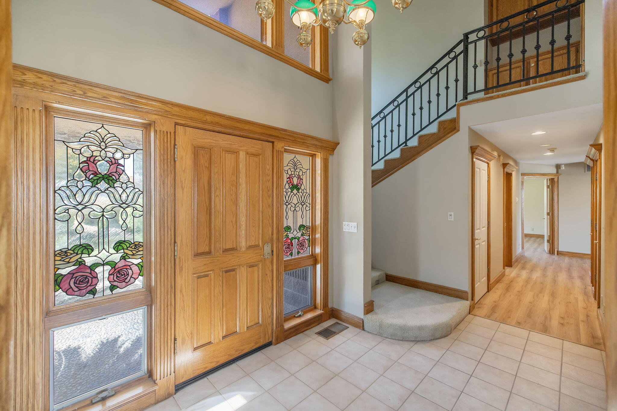 315 Valley View Dr, Exeter, CA 93221