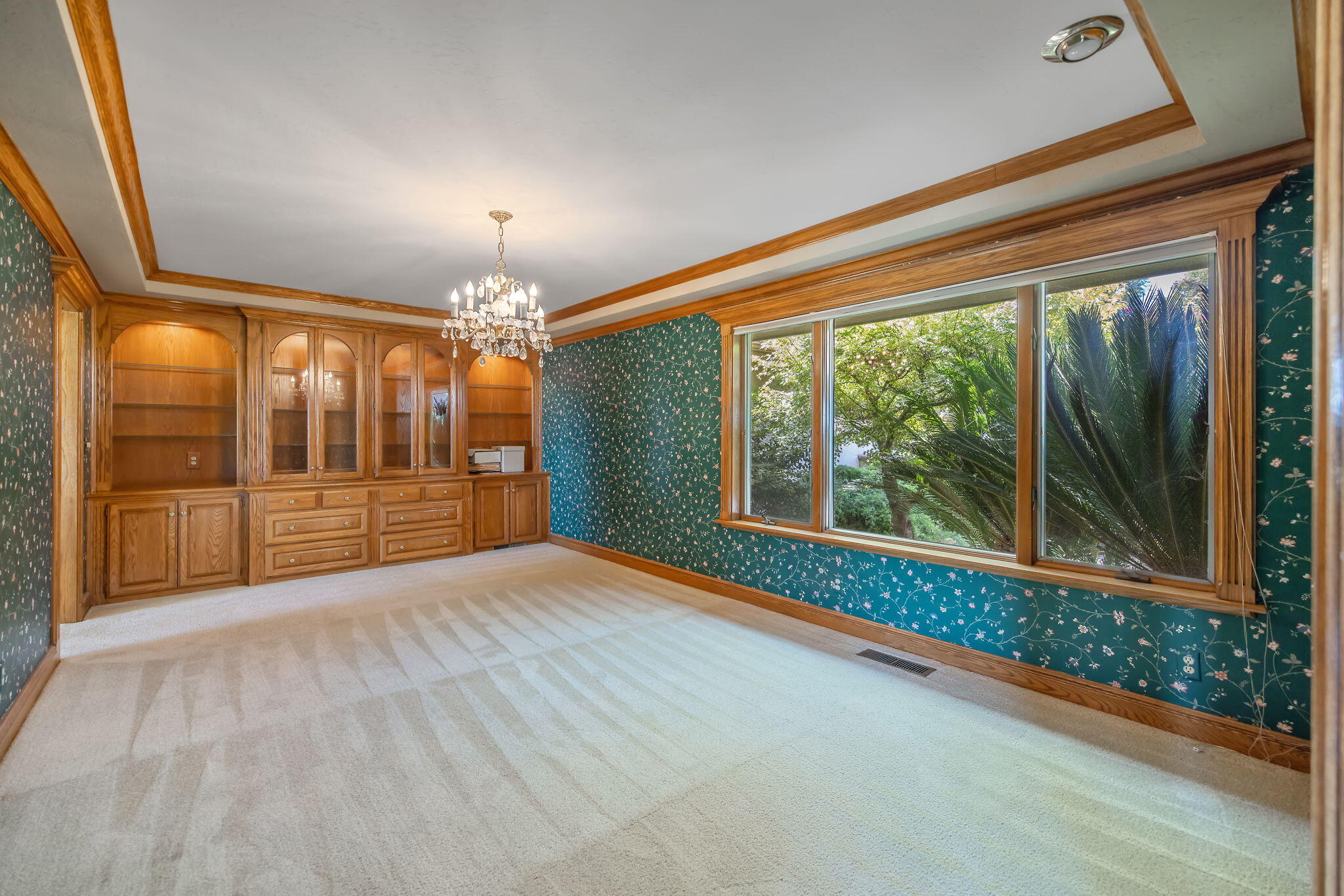 315 Valley View Dr, Exeter, CA 93221