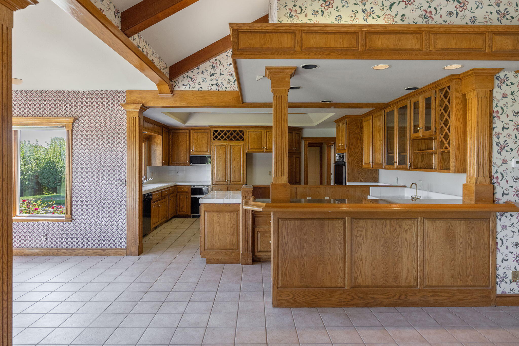 315 Valley View Dr, Exeter, CA 93221