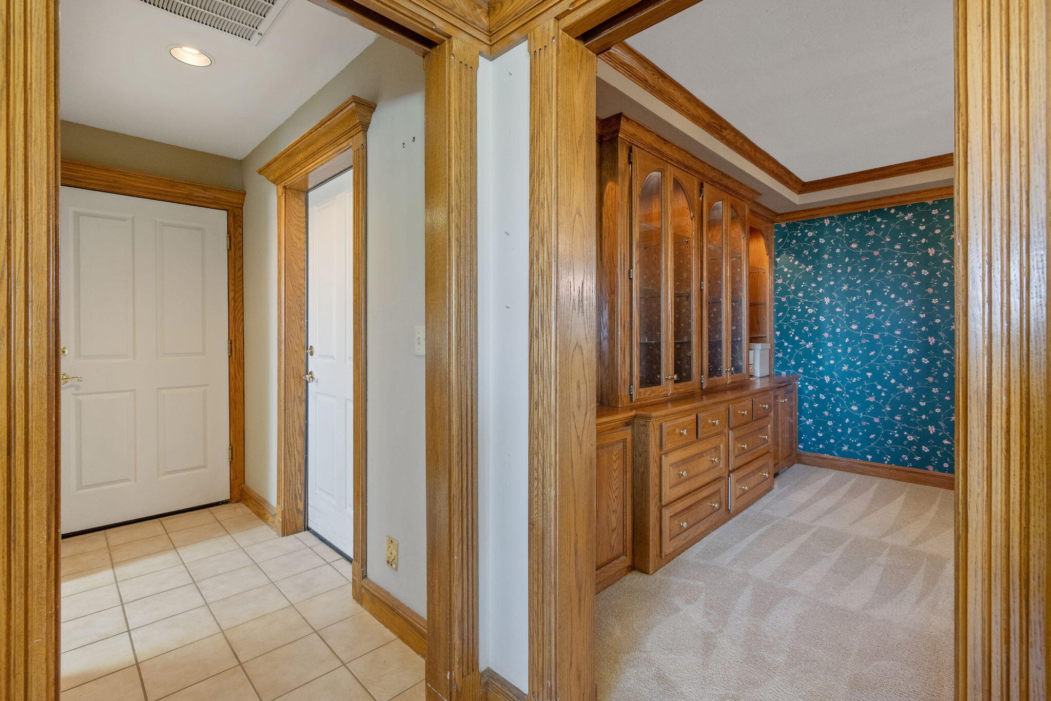 315 Valley View Dr, Exeter, CA 93221