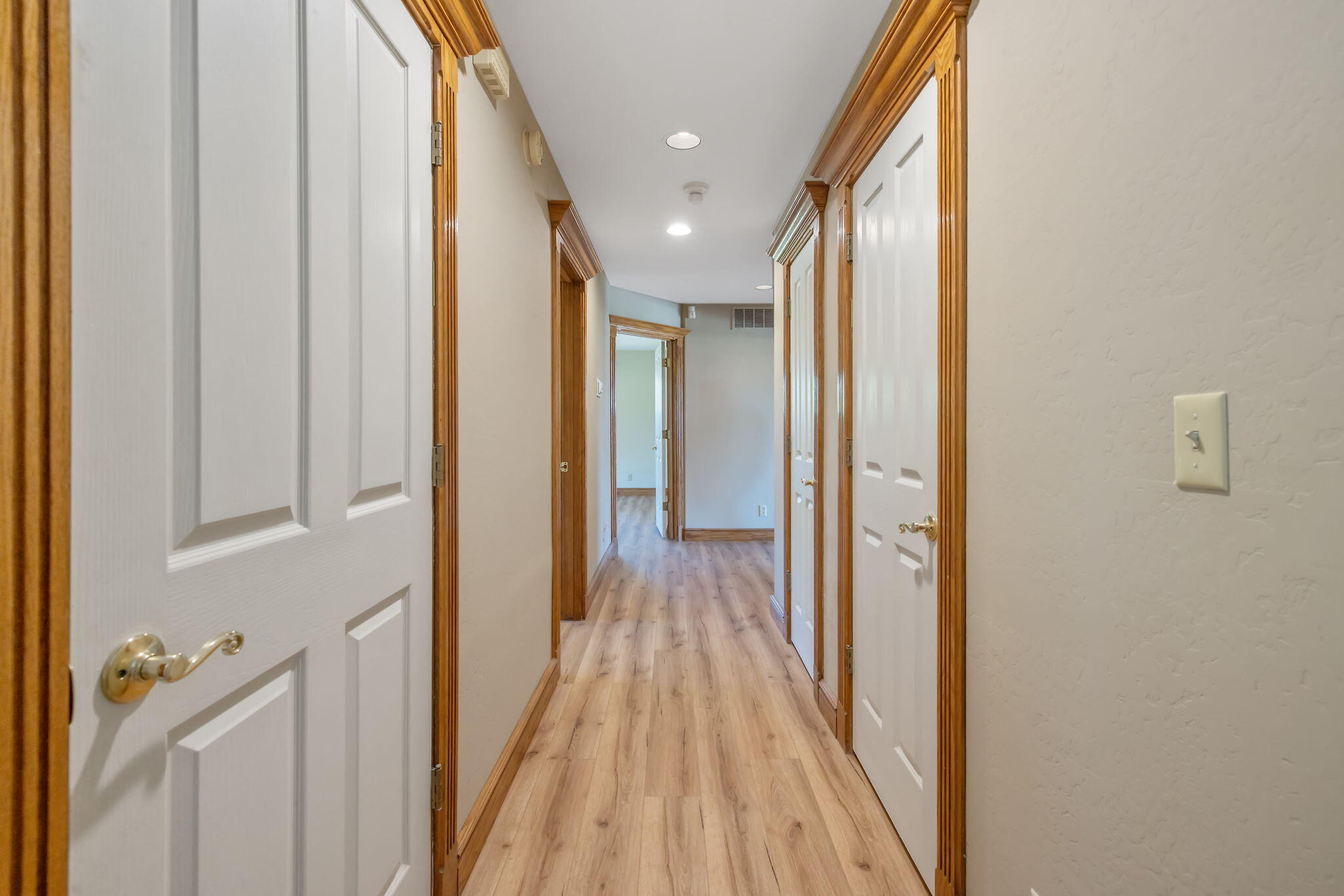 315 Valley View Dr, Exeter, CA 93221