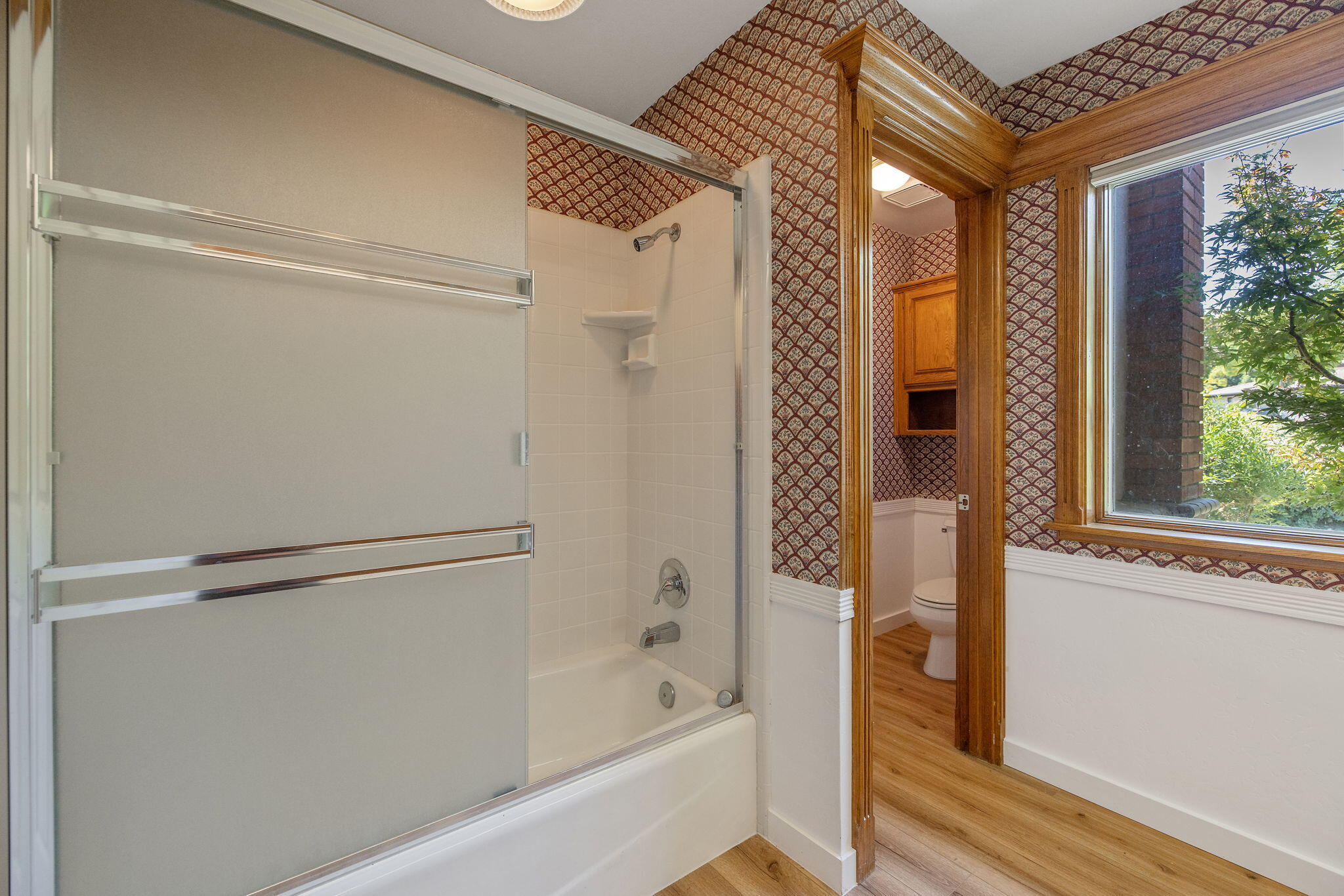 315 Valley View Dr, Exeter, CA 93221