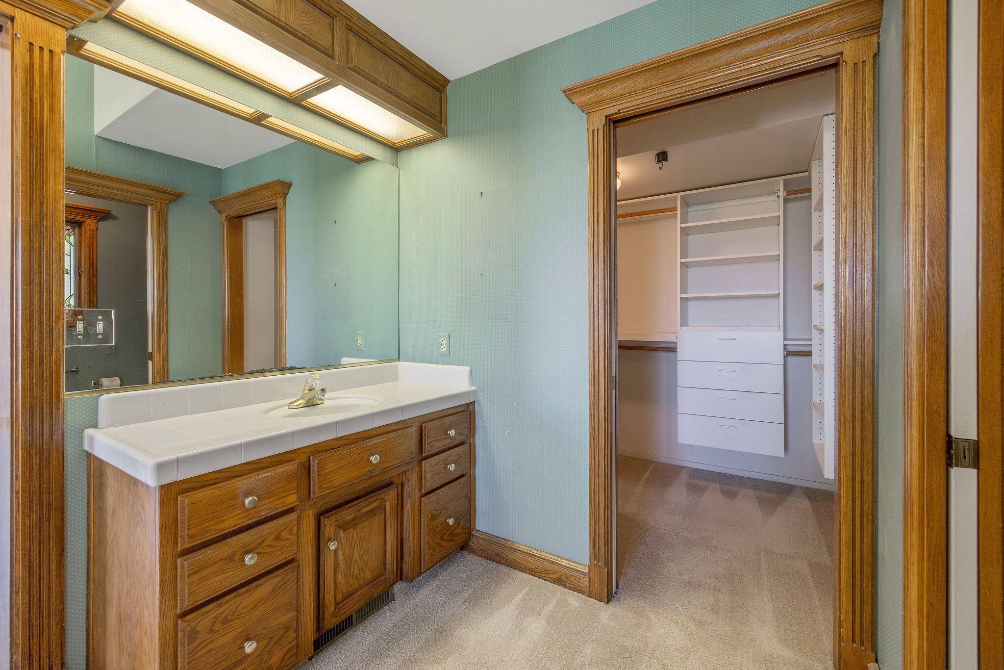 315 Valley View Dr, Exeter, CA 93221