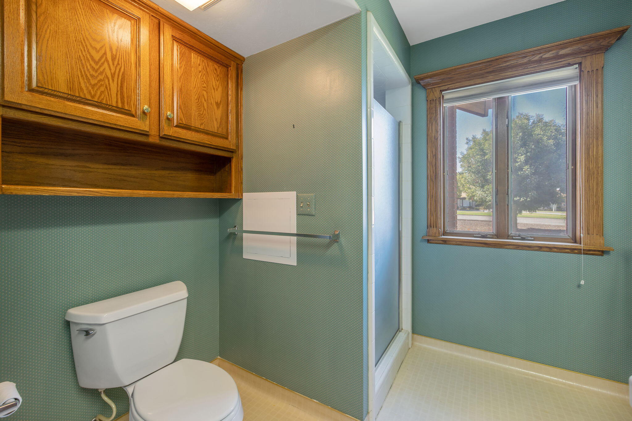 315 Valley View Dr, Exeter, CA 93221