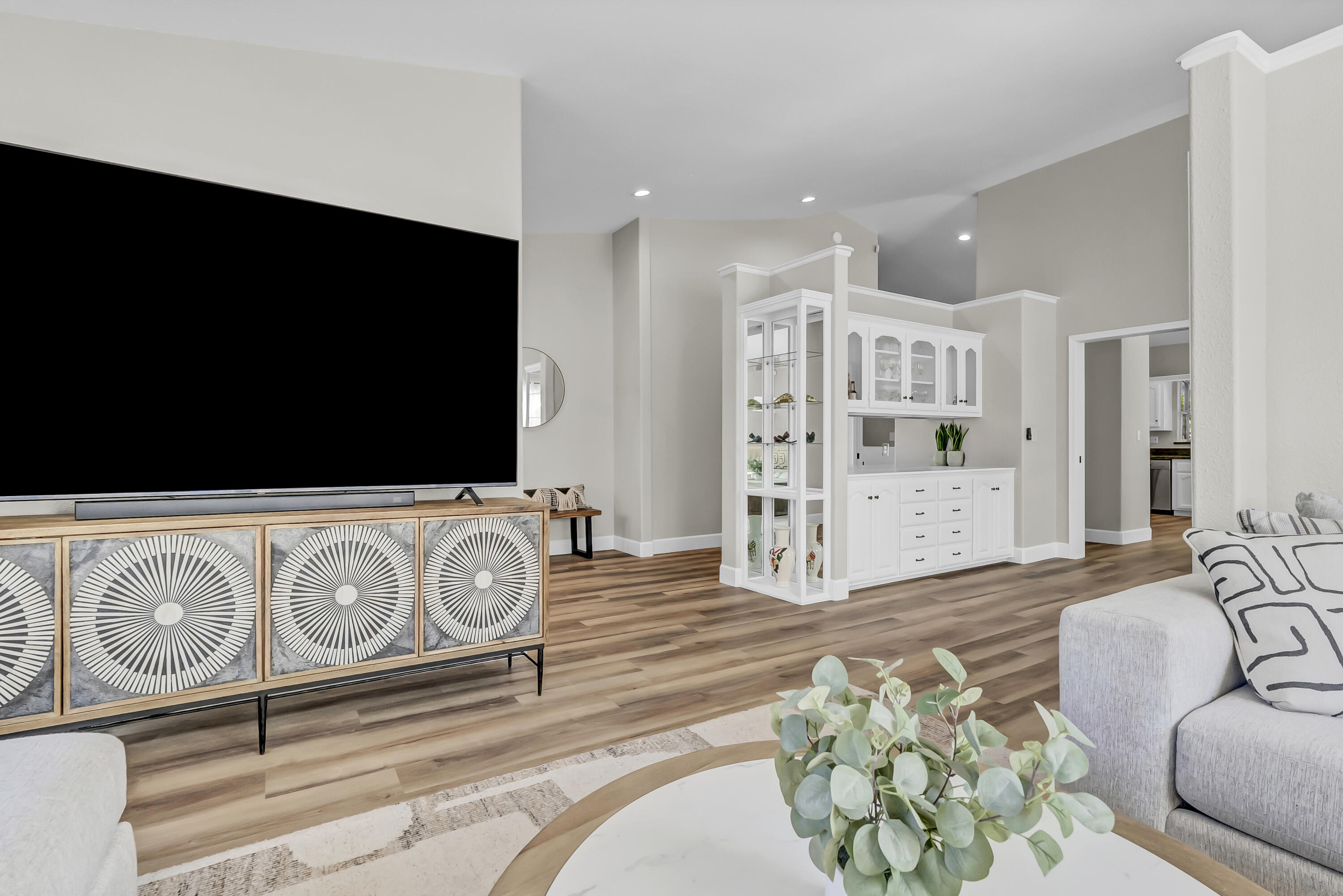 42076 Black Oak Dr, Three Rivers, CA 93271