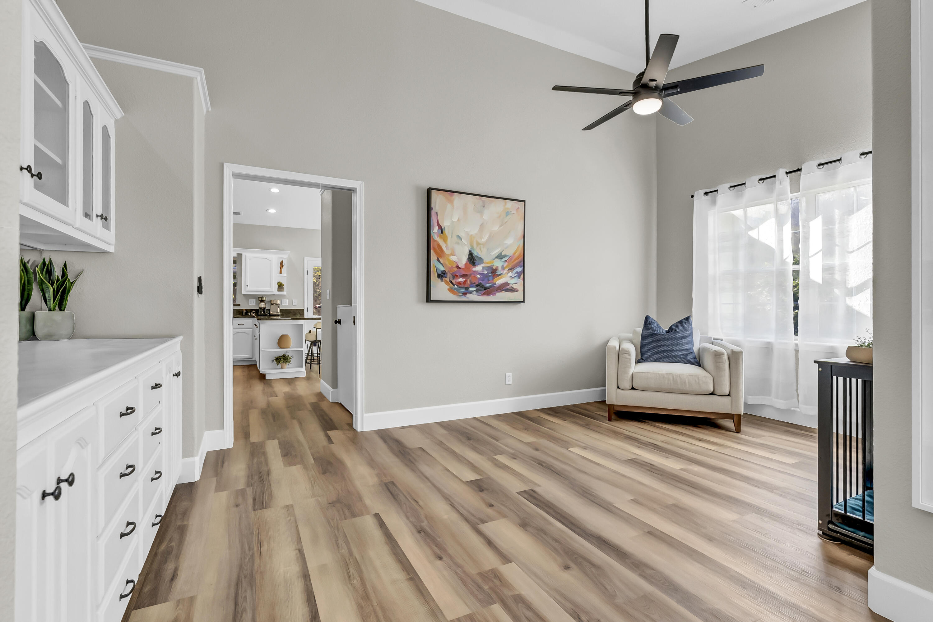 42076 Black Oak Dr, Three Rivers, CA 93271