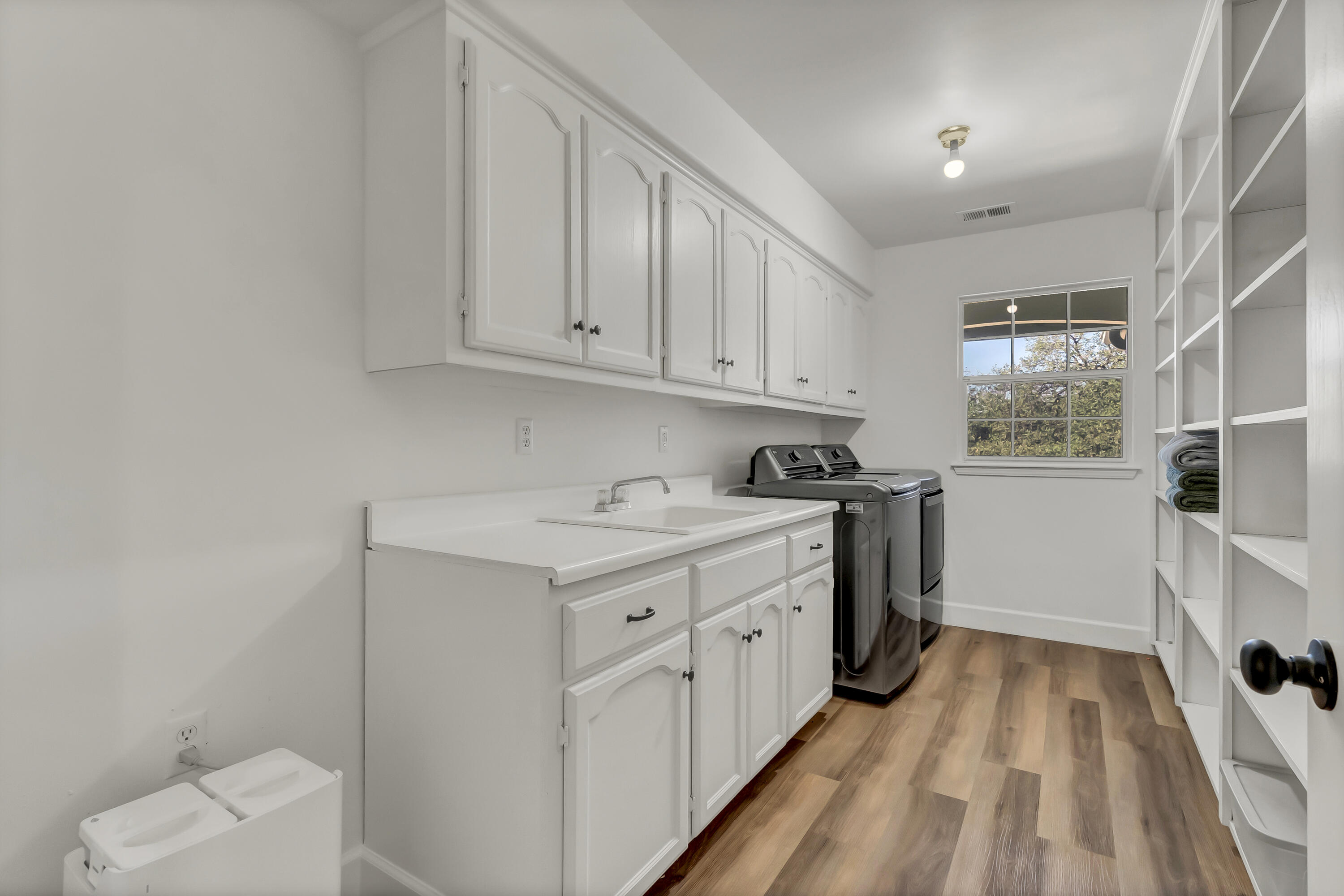 42076 Black Oak Dr, Three Rivers, CA 93271