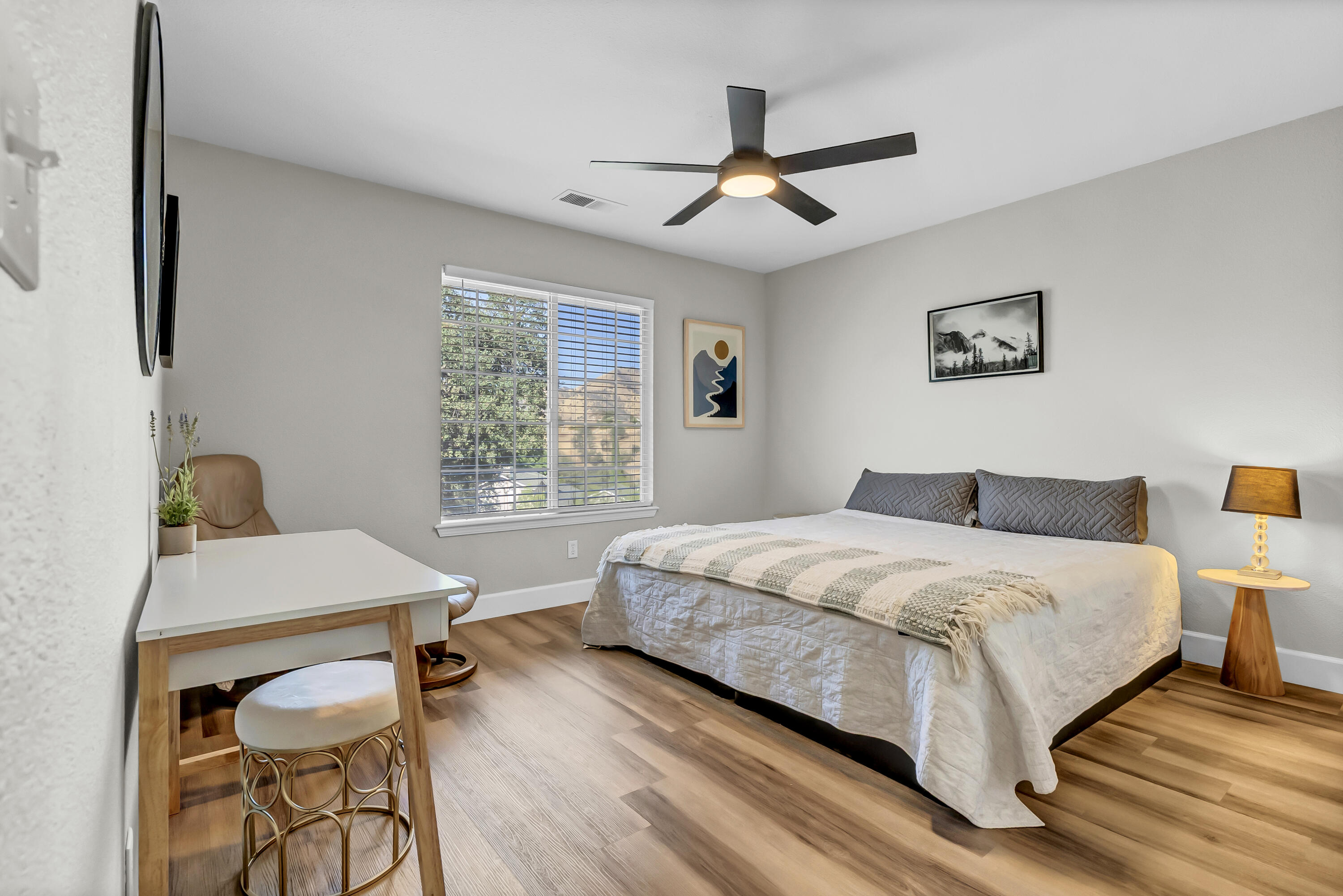 42076 Black Oak Dr, Three Rivers, CA 93271