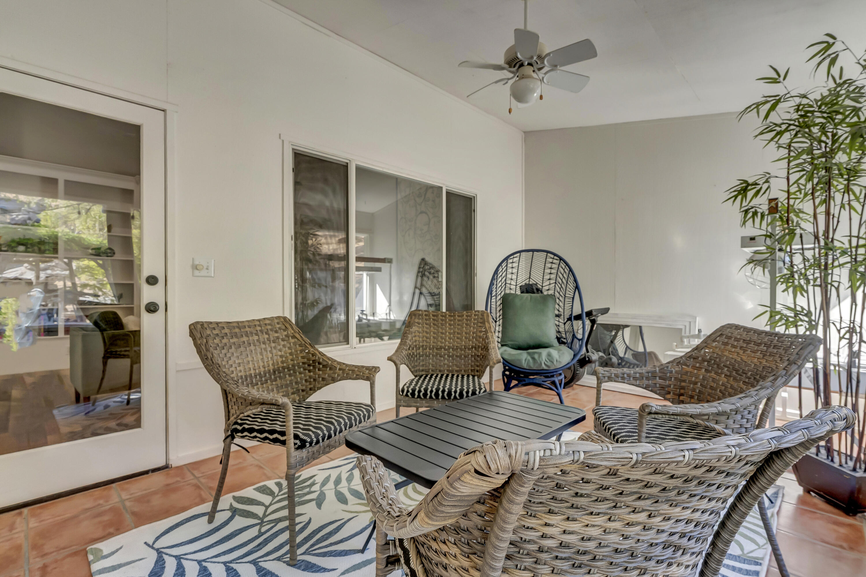 42076 Black Oak Dr, Three Rivers, CA 93271