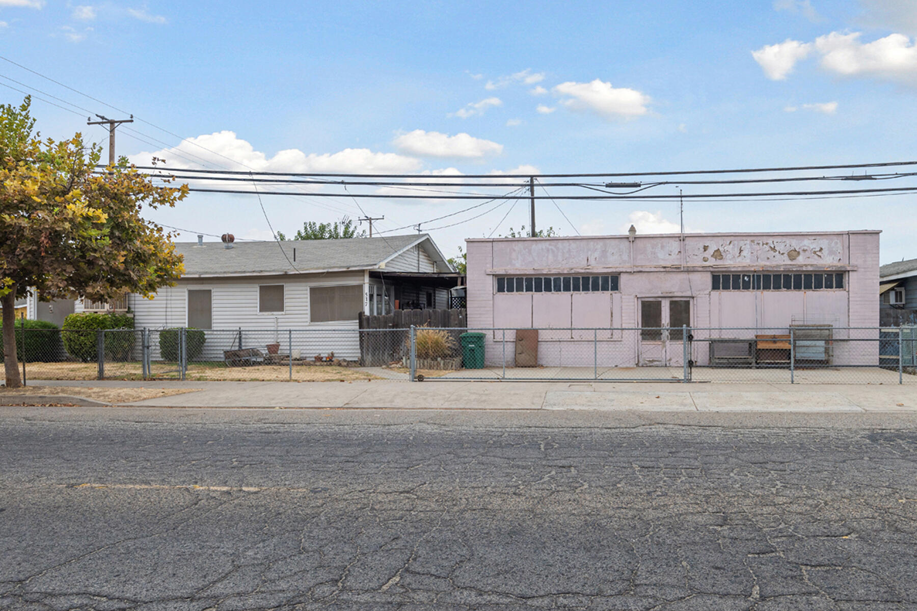 517 N Westwood Ave, Lindsay, CA 93247