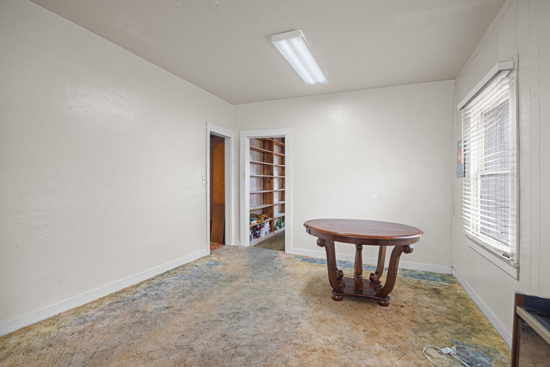 517 N Westwood Ave, Lindsay, CA 93247