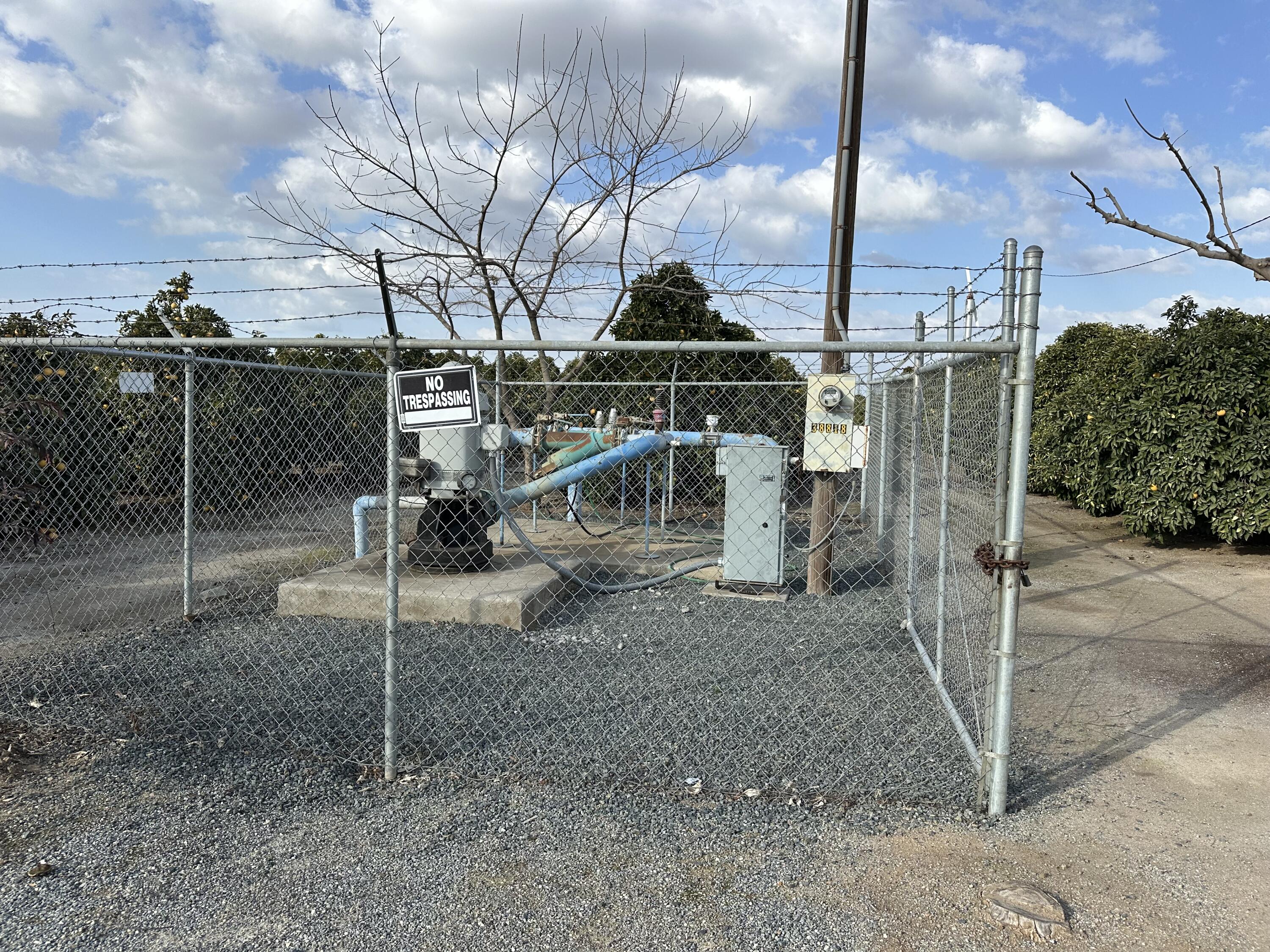 Highway 65 Highway 65 Citrus Ranch, Ducor, CA 93218