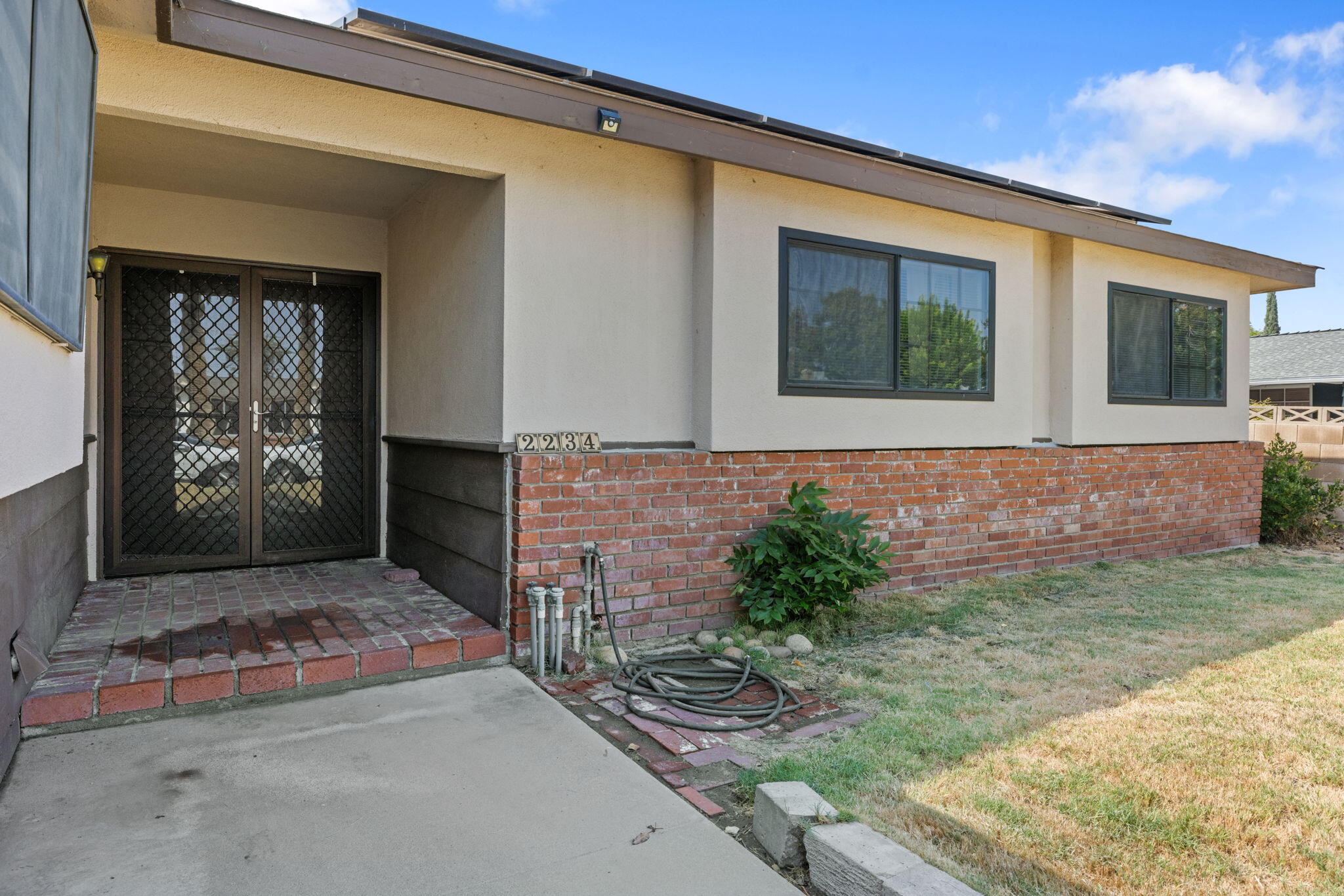 2234 Carter Way, Hanford, CA 93230
