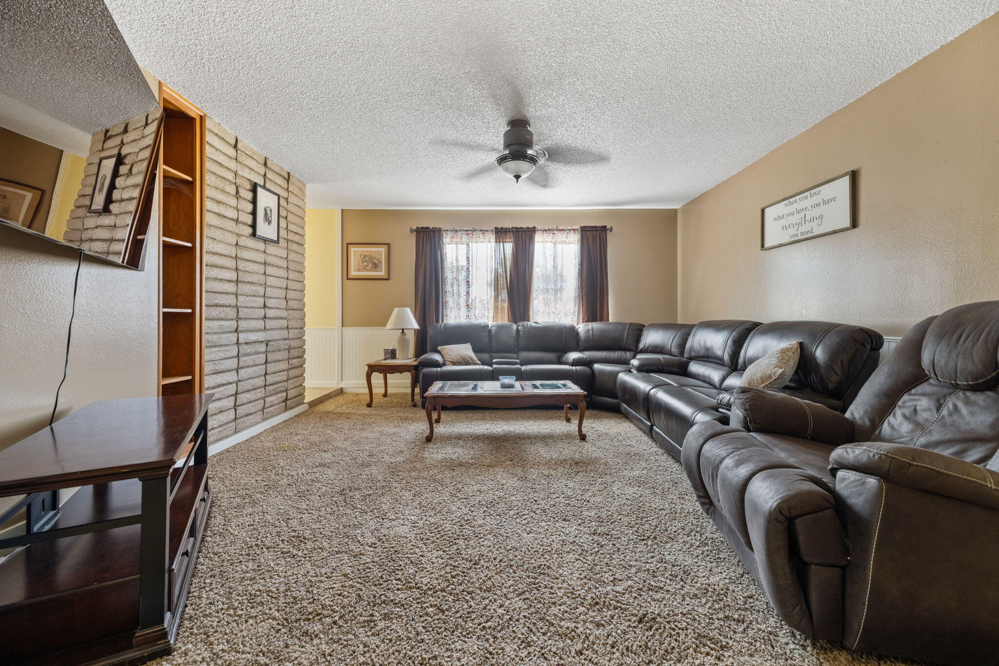 2234 Carter Way, Hanford, CA 93230