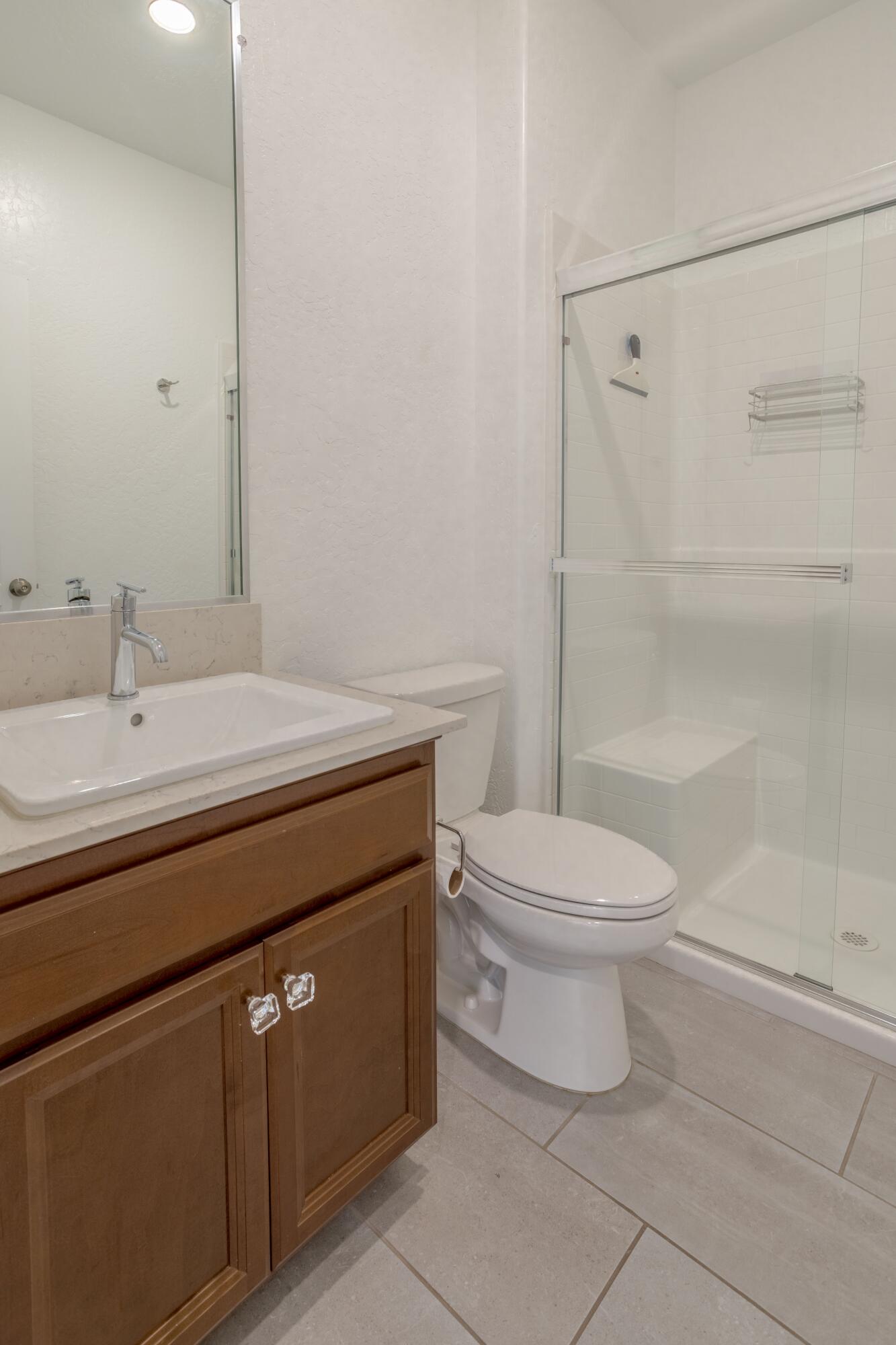 145 E Taylor Ave, Visalia, CA 93291