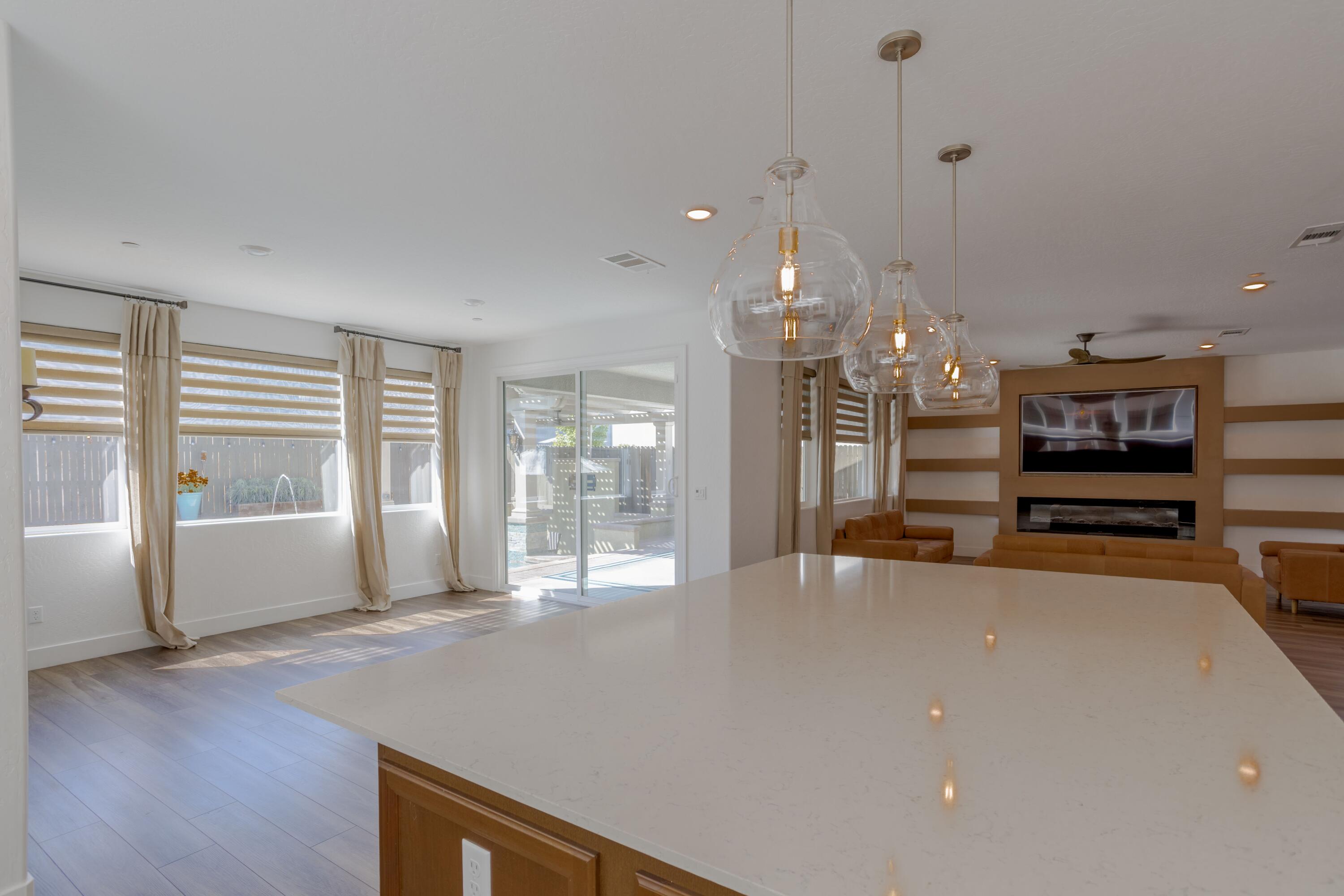 145 E Taylor Ave, Visalia, CA 93291