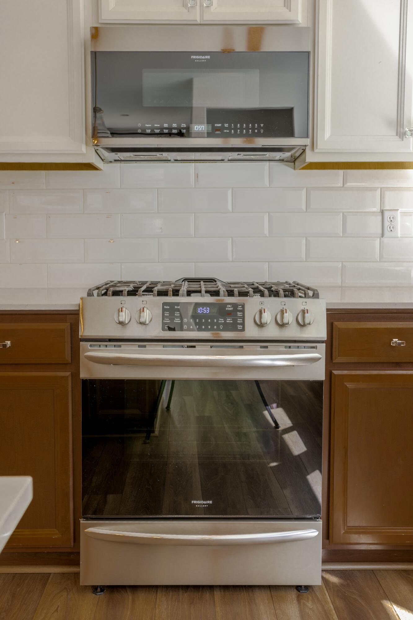 145 E Taylor Ave, Visalia, CA 93291