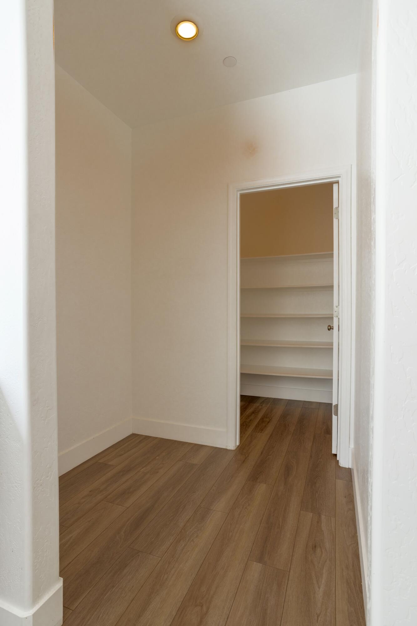 145 E Taylor Ave, Visalia, CA 93291